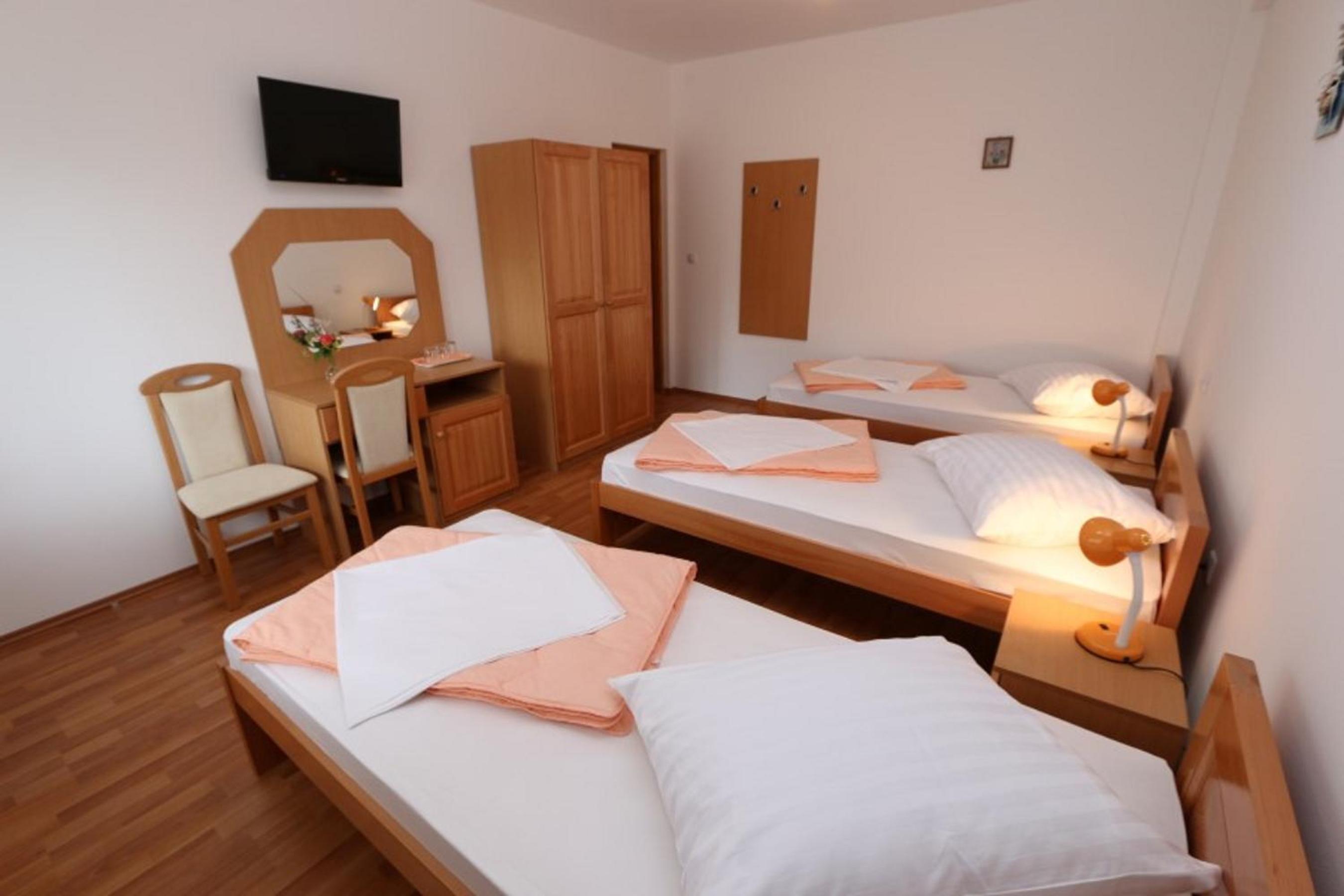 Triple Room - Ground Floor - Photo 18