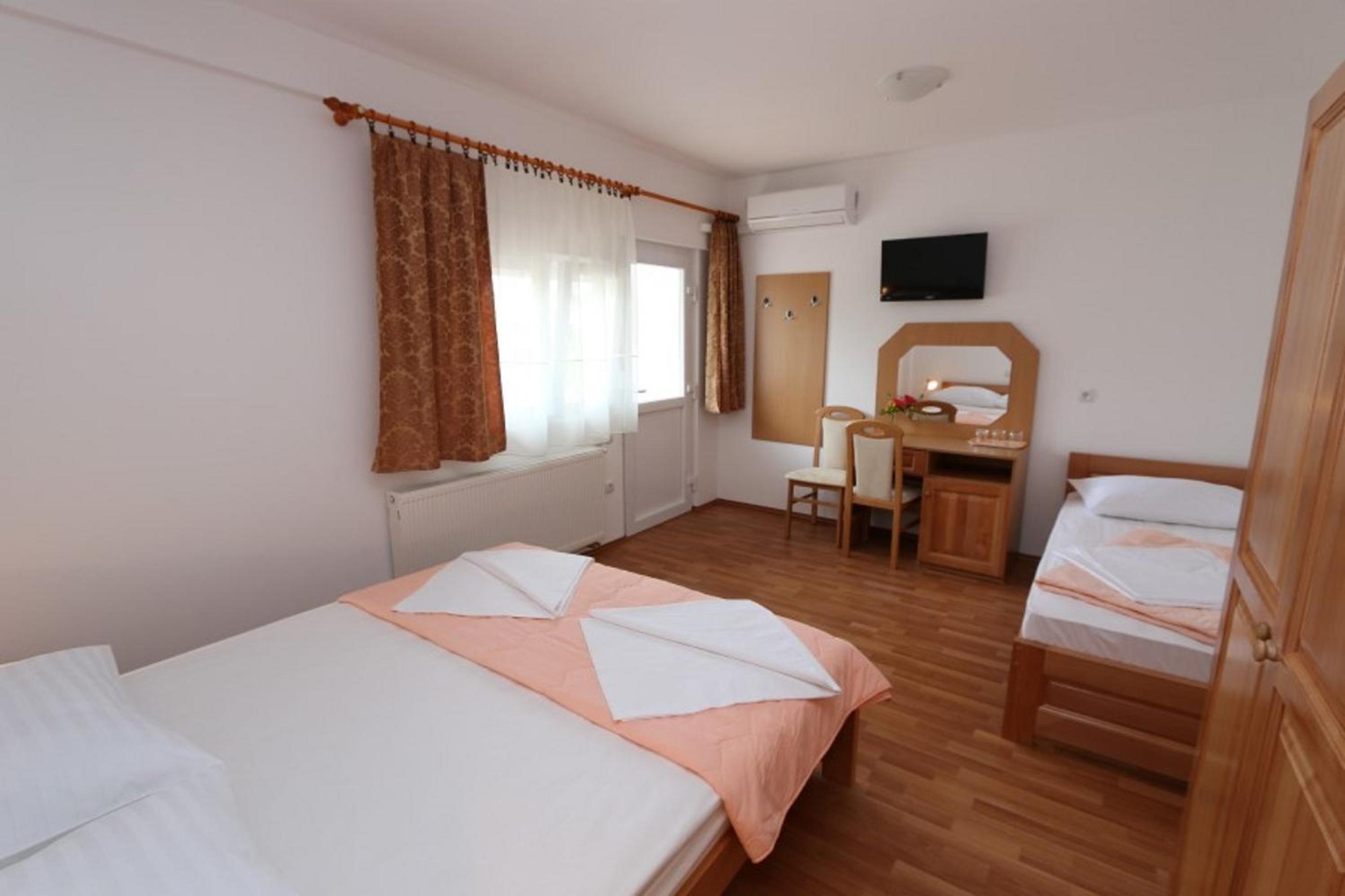 Triple Room - Ground Floor - Photo 27