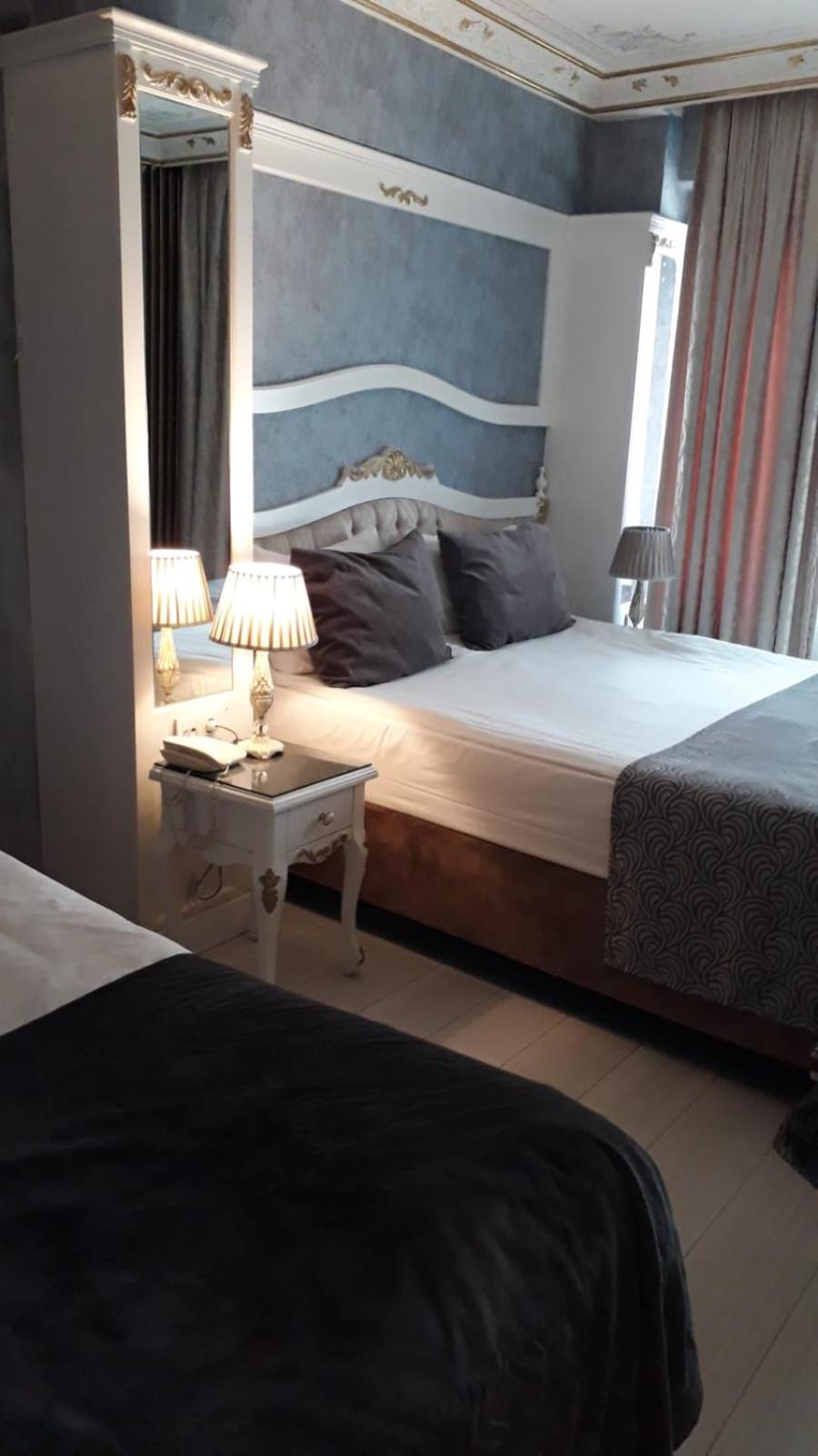 Deluxe Triple Room photo 2
