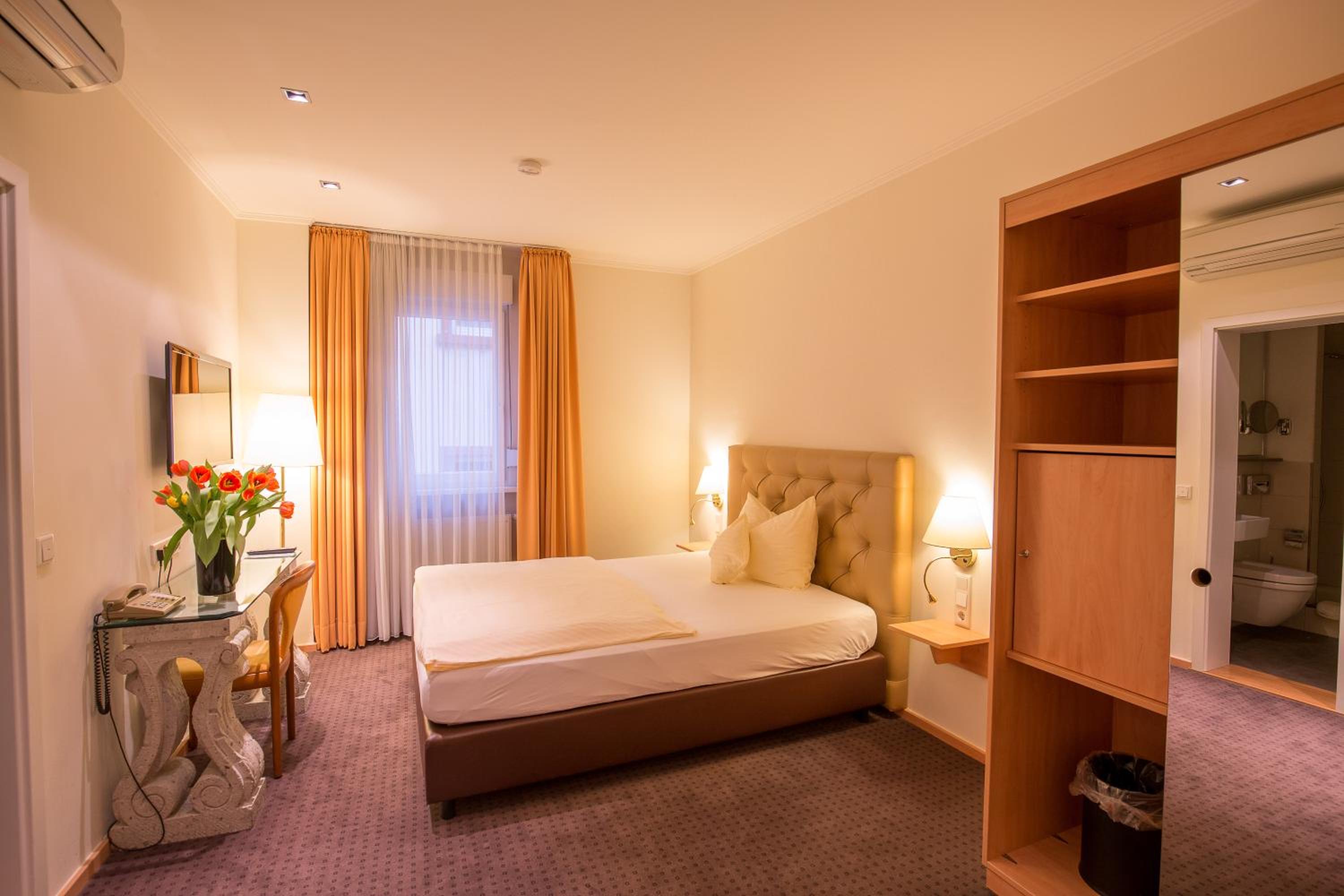 Comfort Single Room