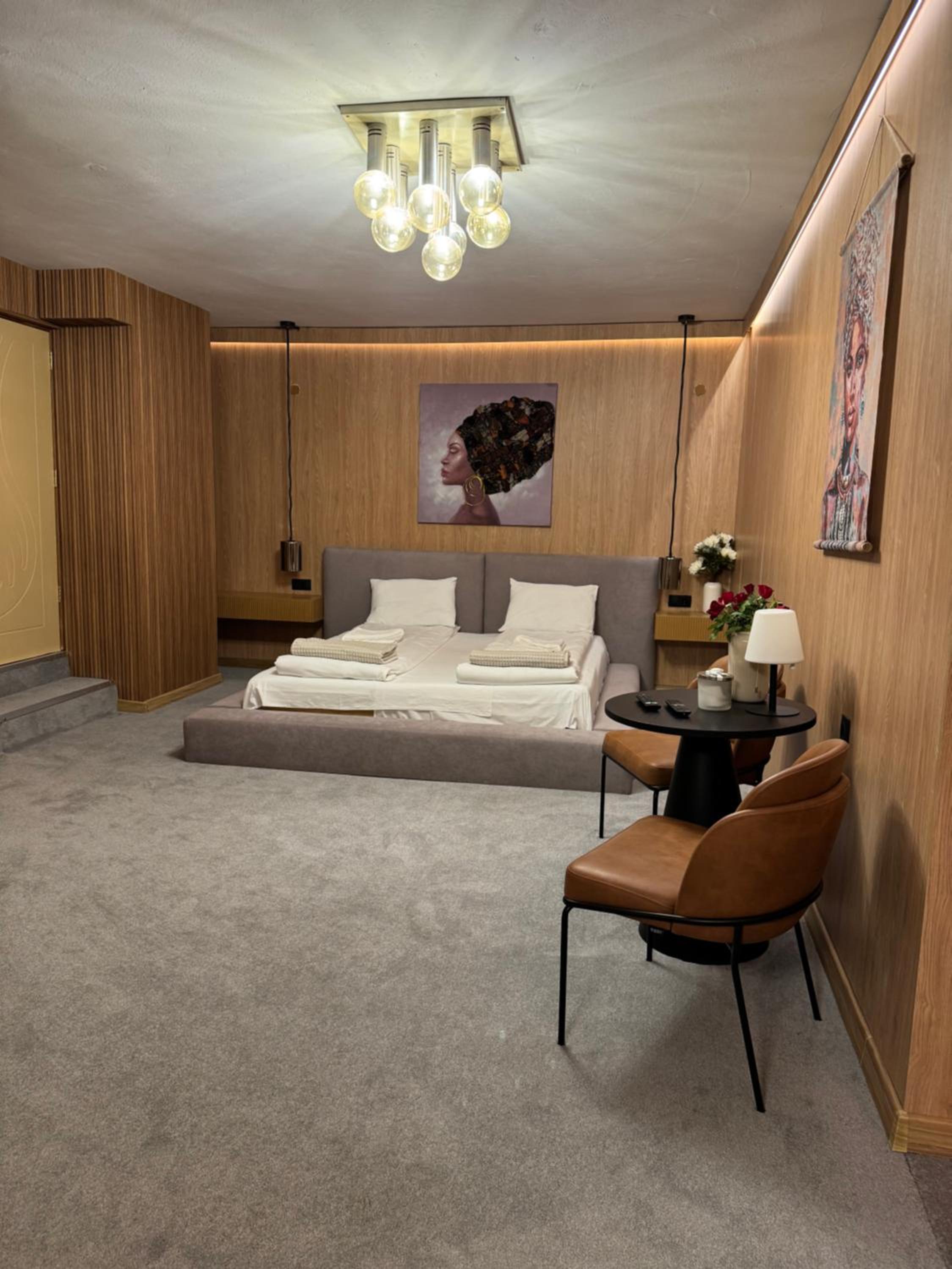 King Studio with Sofa Bed photo 2
