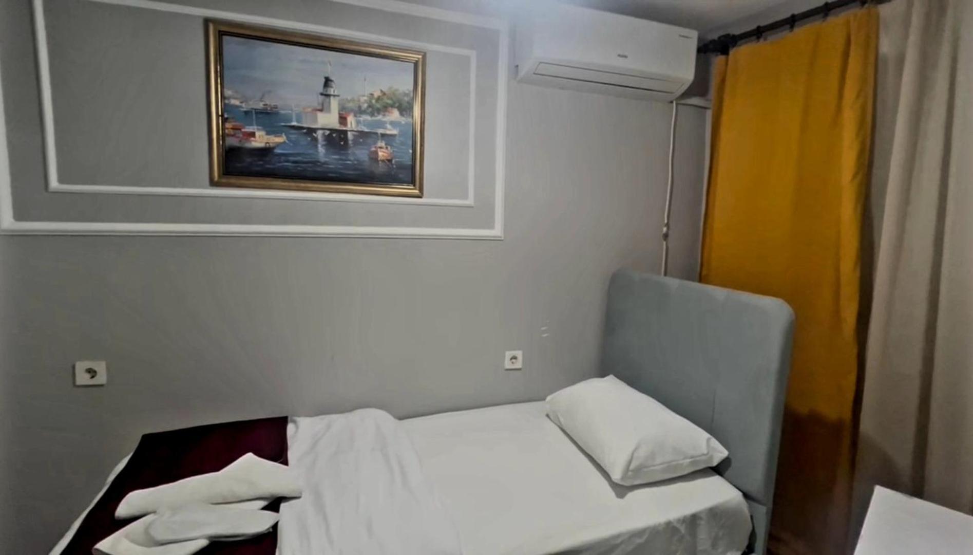 Single Room photo 3
