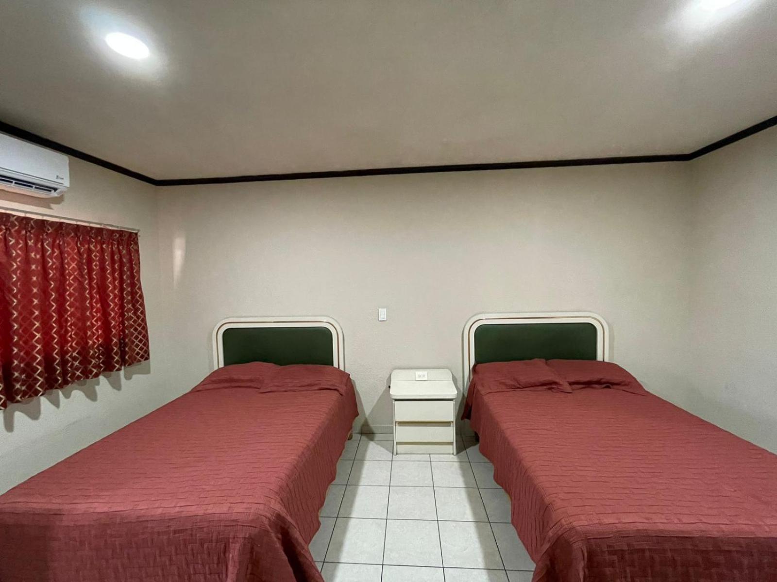 Economy Twin Room
