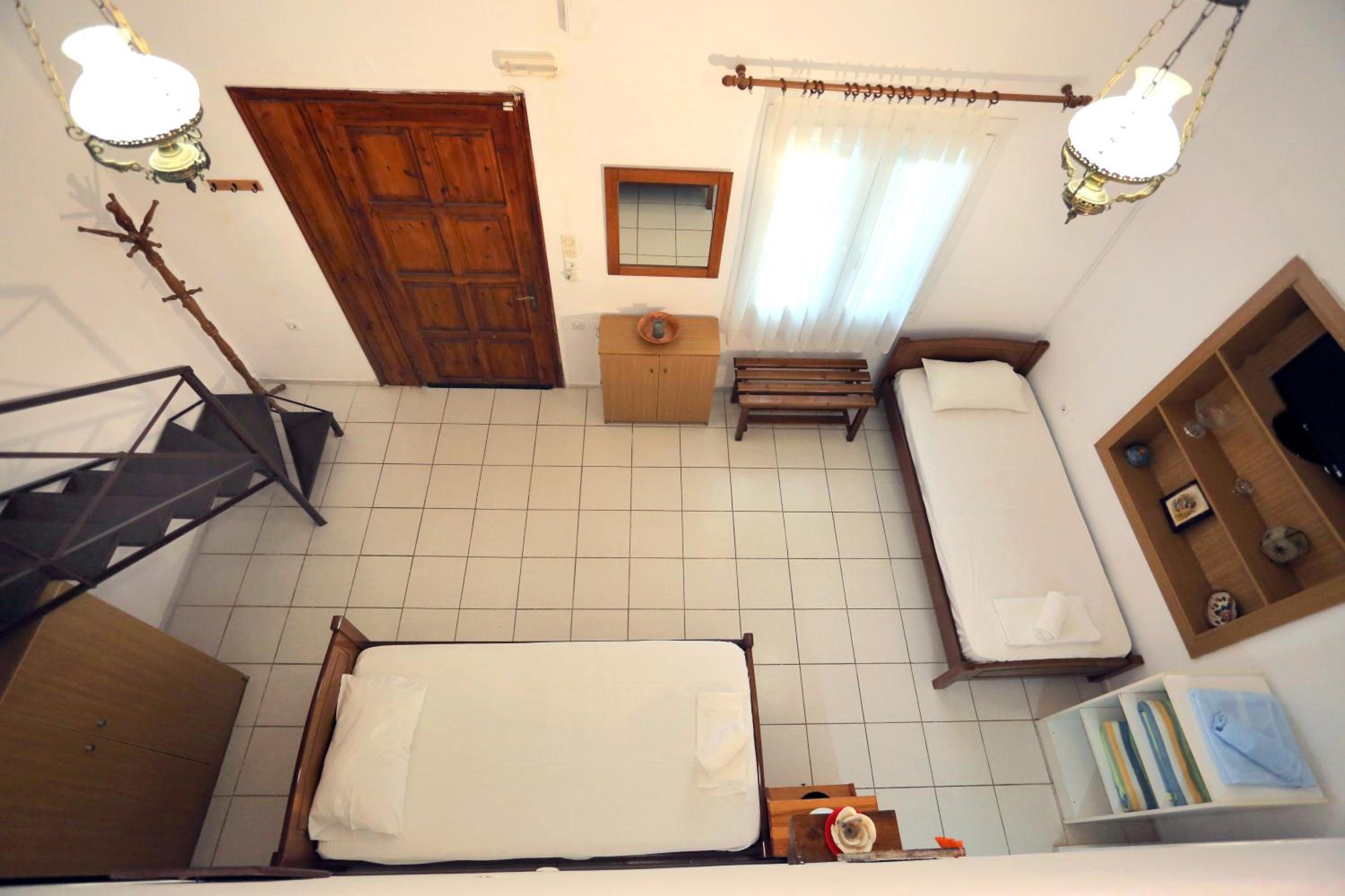 Studio - Split Level photo 3