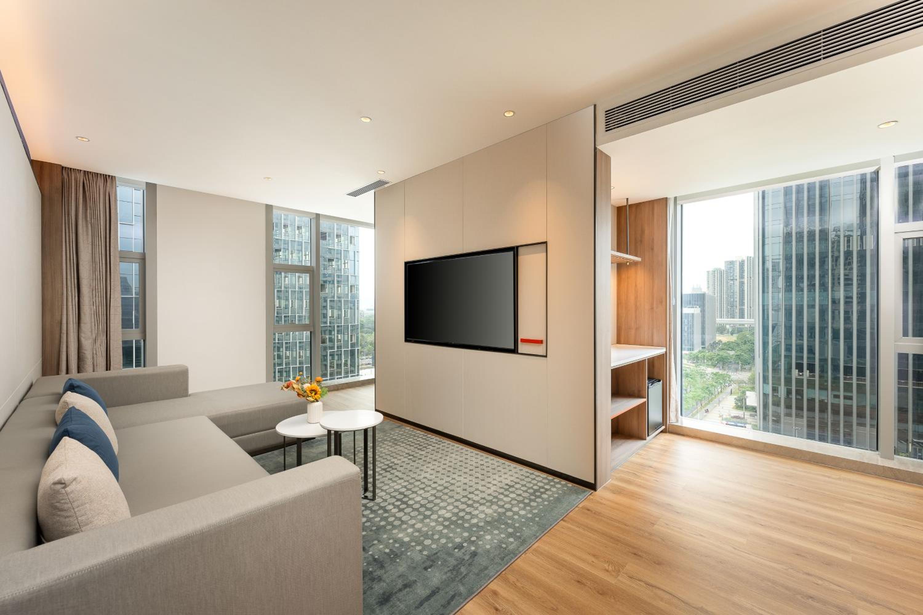 One-Bedroom Suite