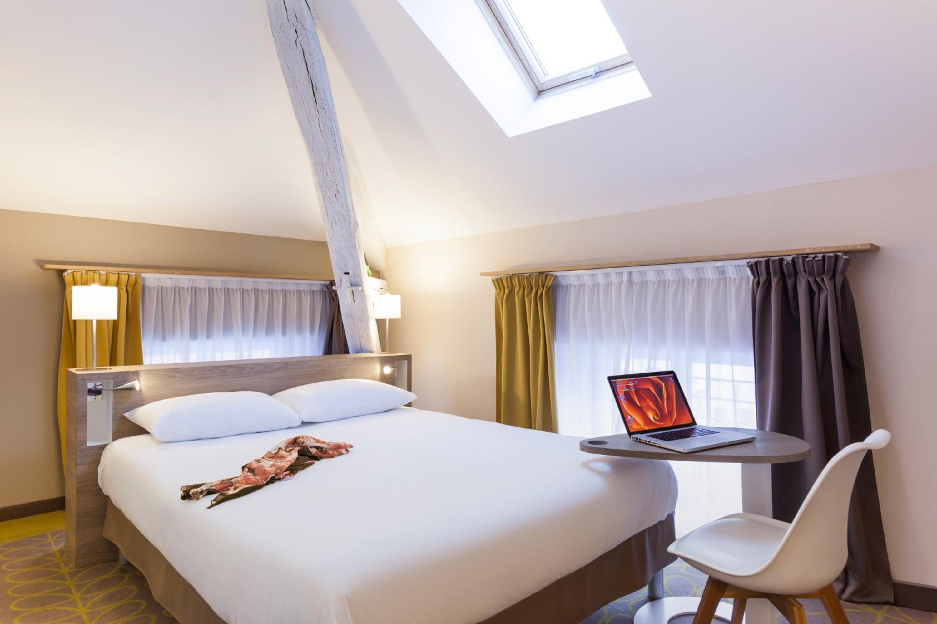 Standard Double Room - Photo 5