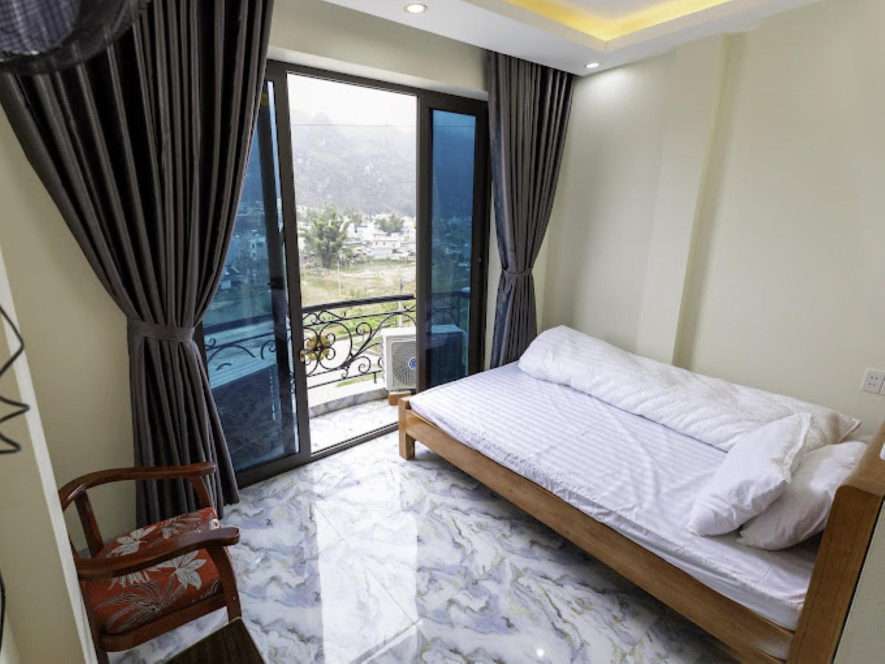 Double Room - Photo 3