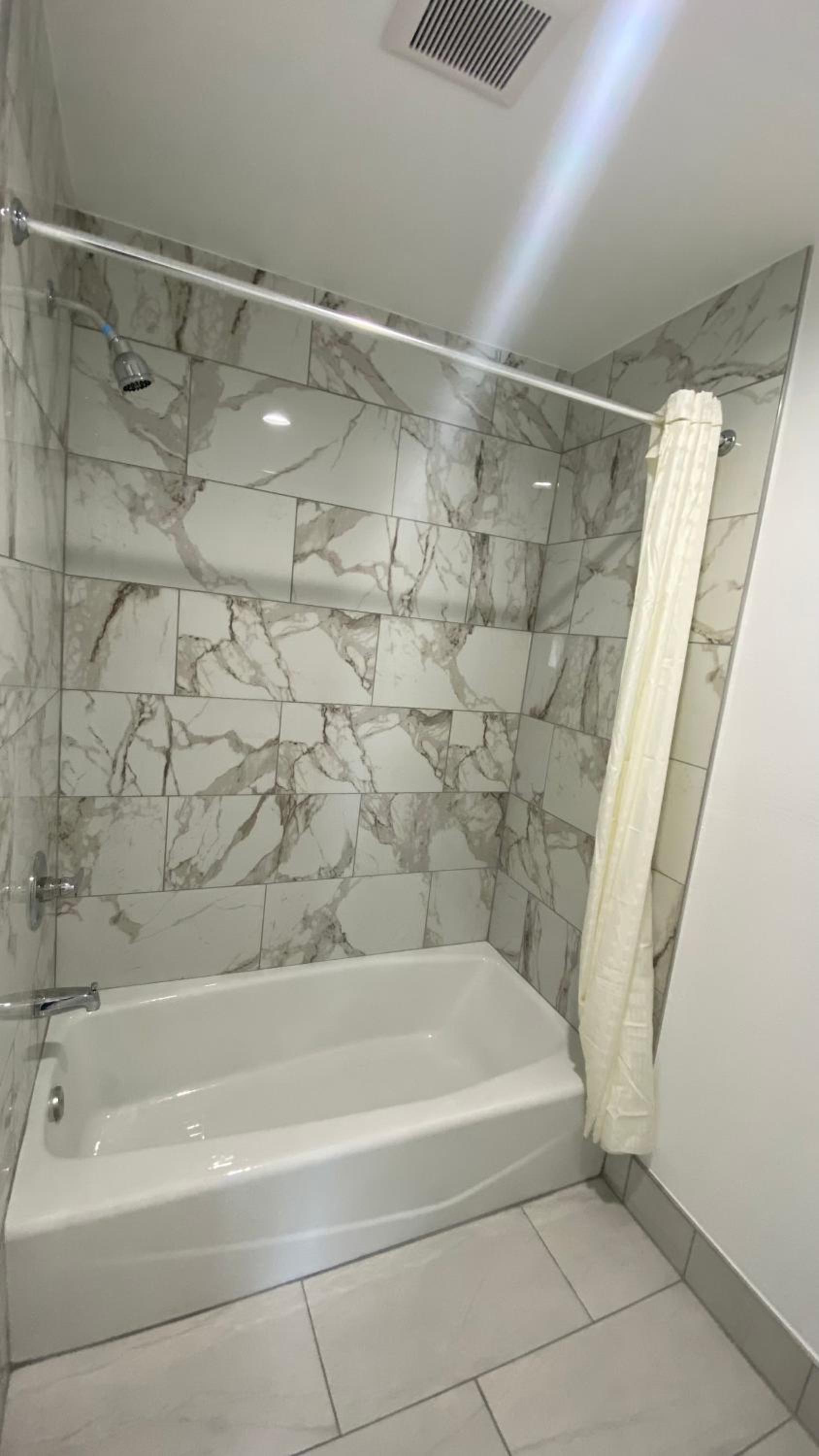 Standard Queen Room - Photo 4