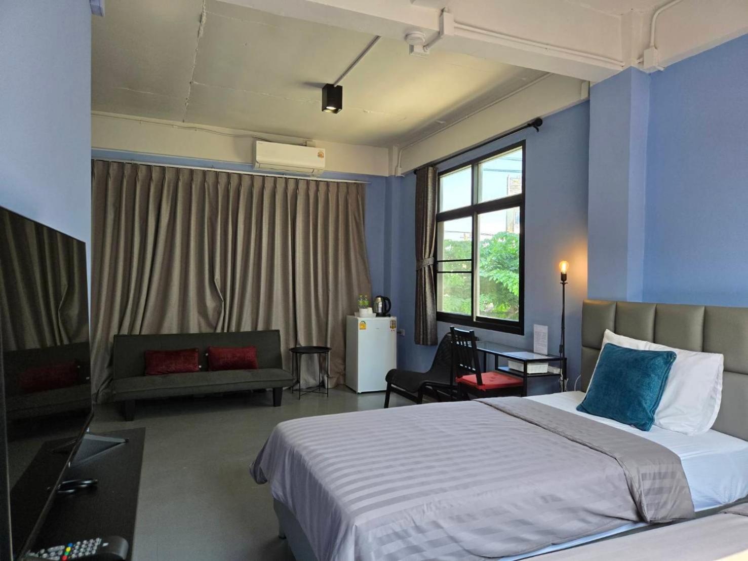 Deluxe Twin Room photo 3