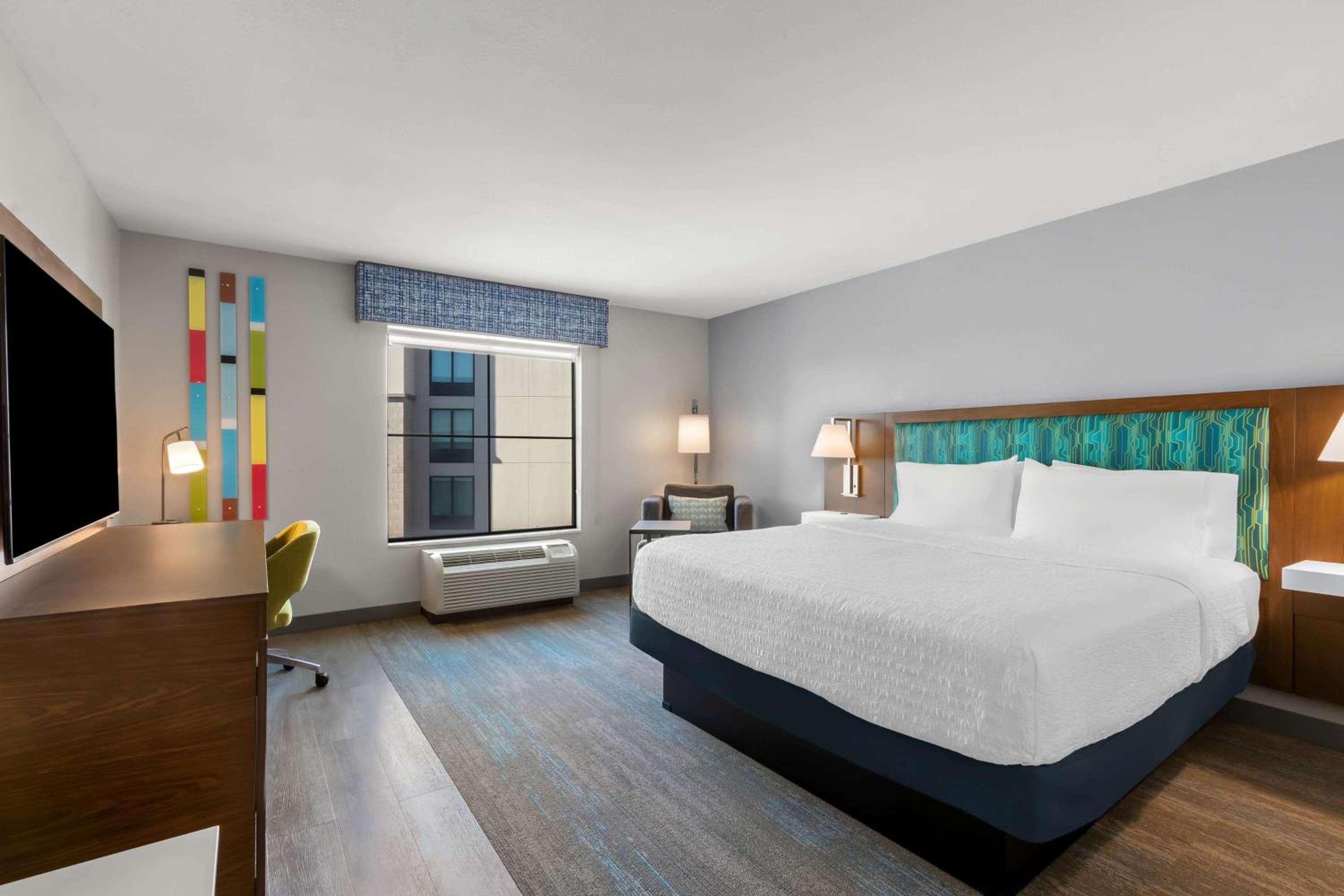 King Room - Hearing Access/Non-Smoking - Photo 4