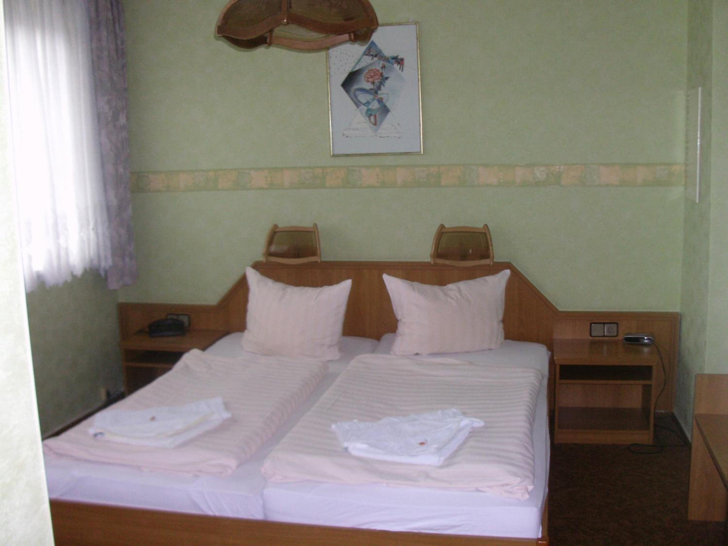 Single Room photo 3