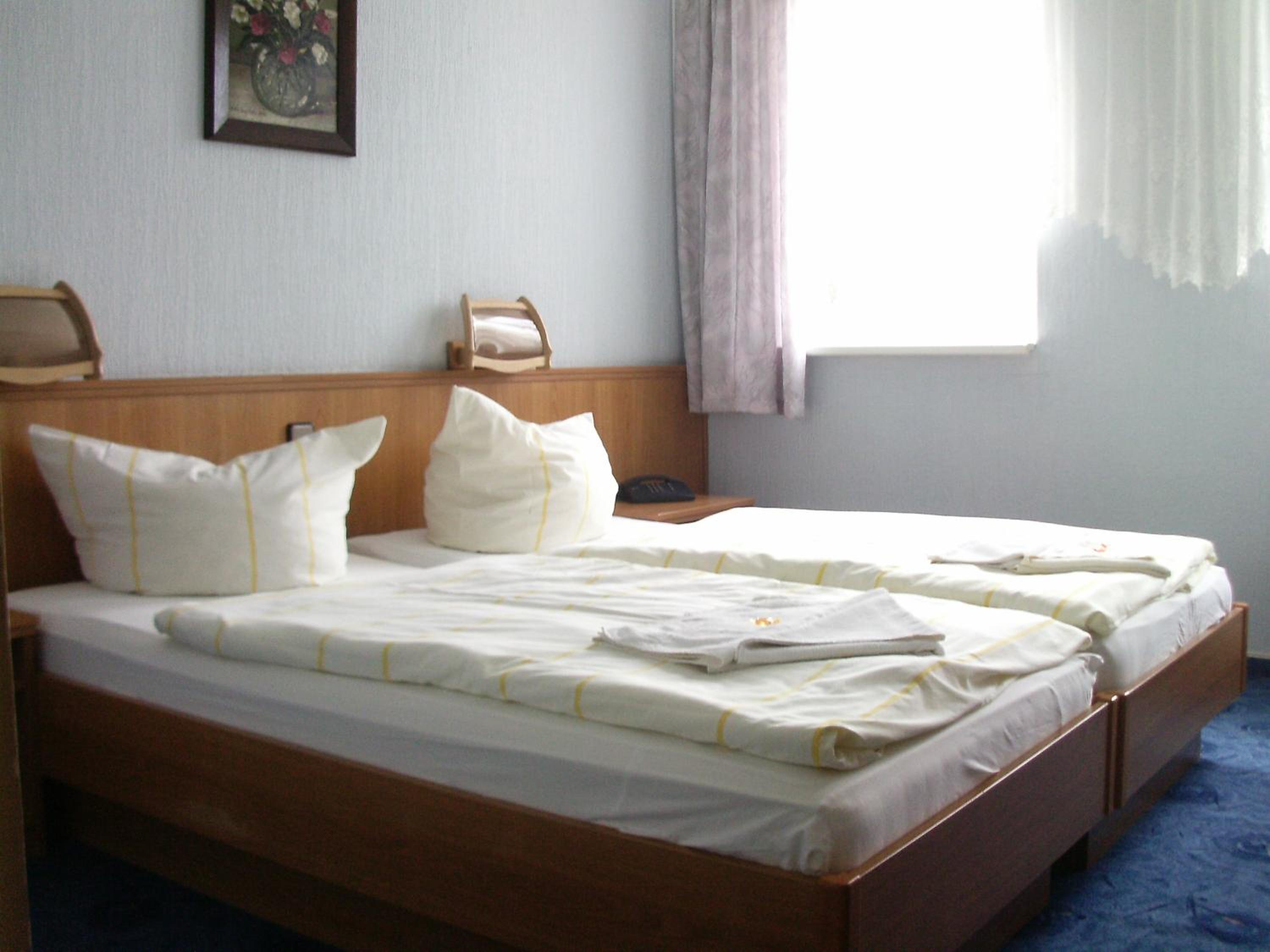 Double Room - Photo 6