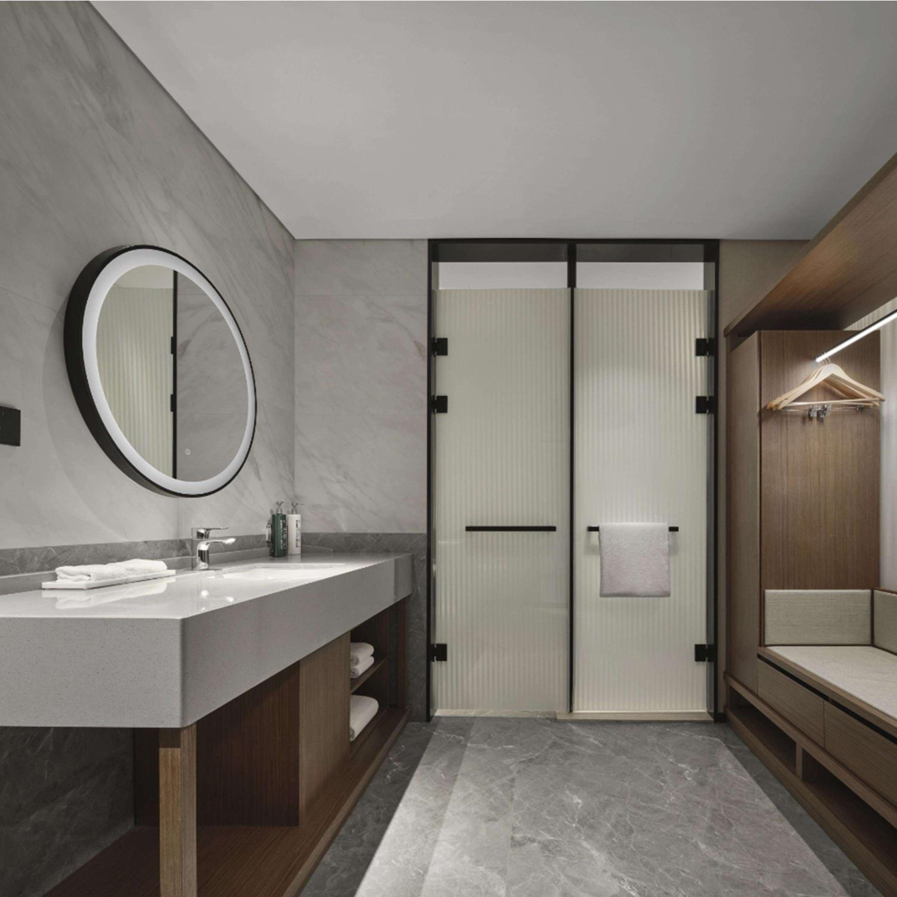 Twin Room - High Floor thumbnail 6