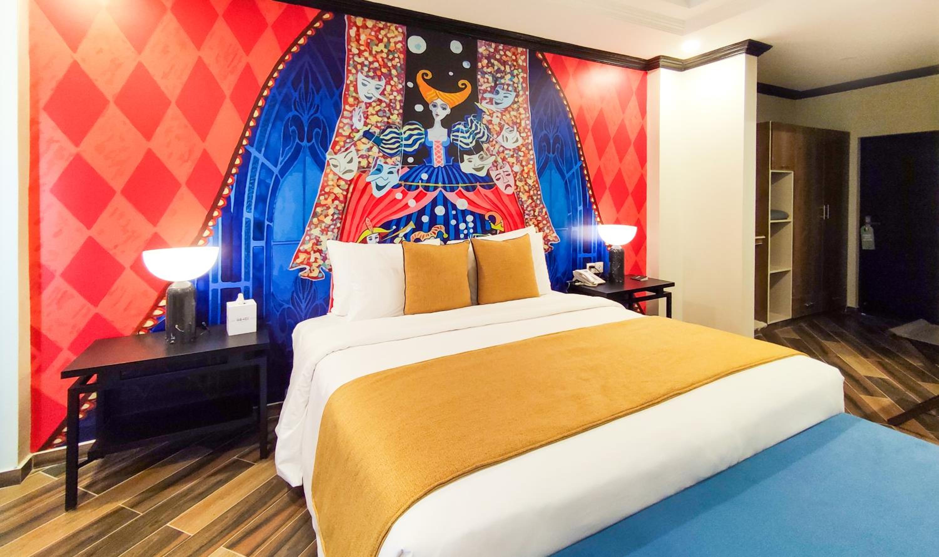 Executive Club Room photo 2