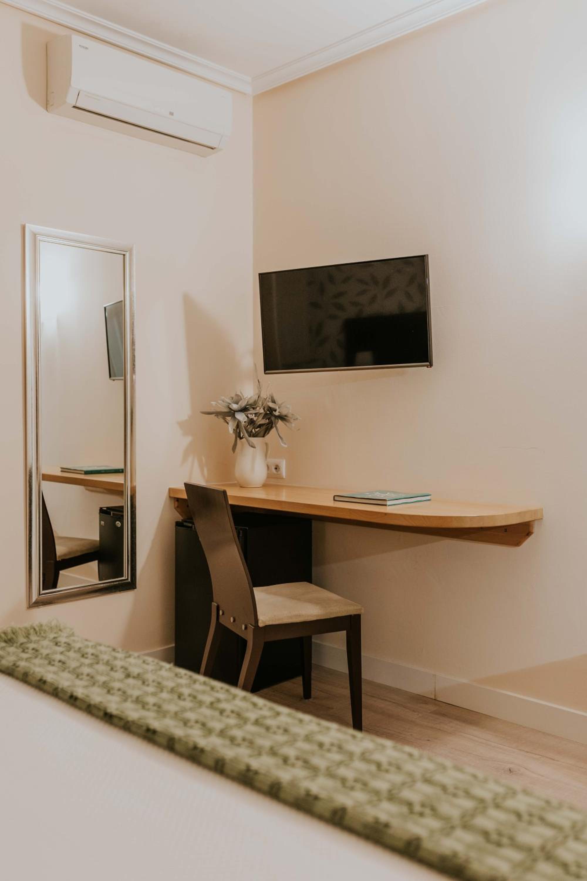 King Size Indoor Double Room - Photo 2
