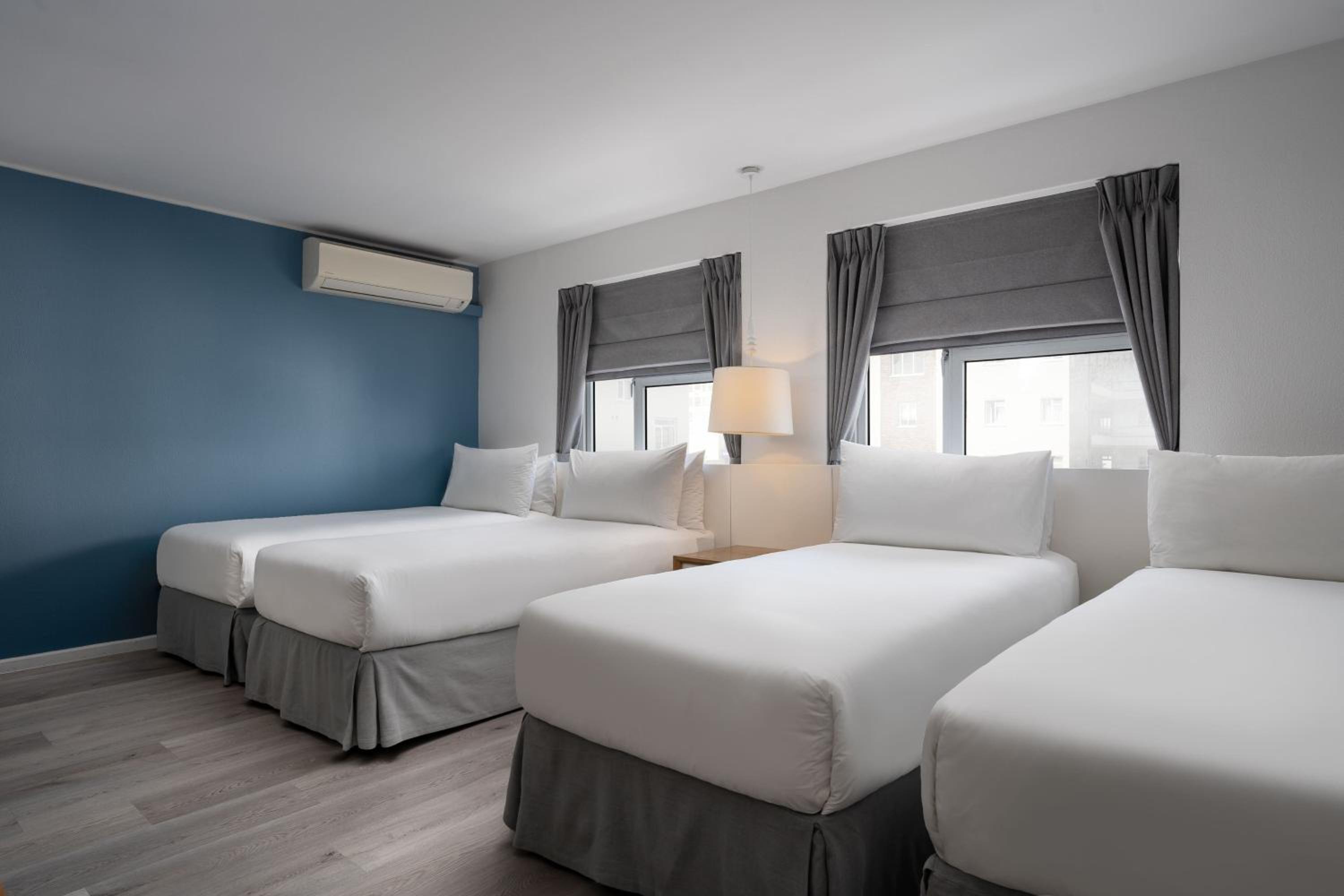 Large Quadruple Room  - Photo 4