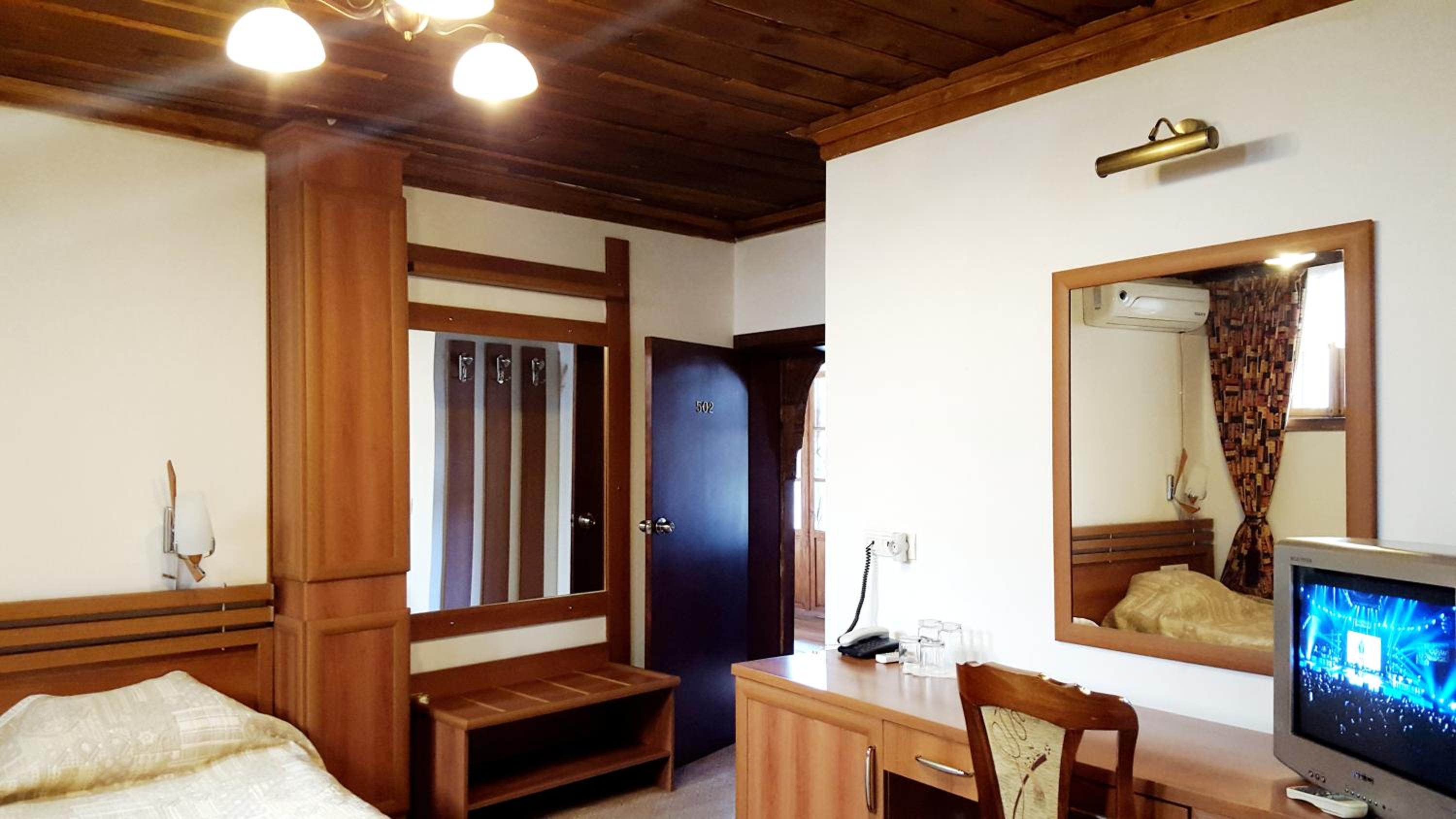 Double or Twin Room photo 1