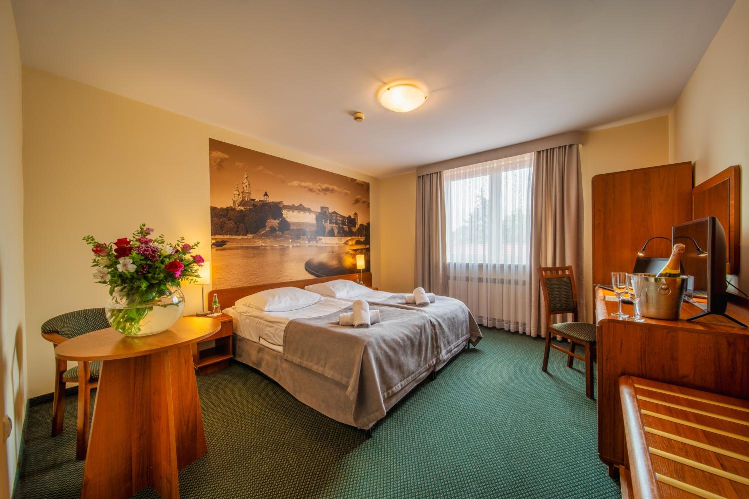 Double Room with one bed - Photo 1