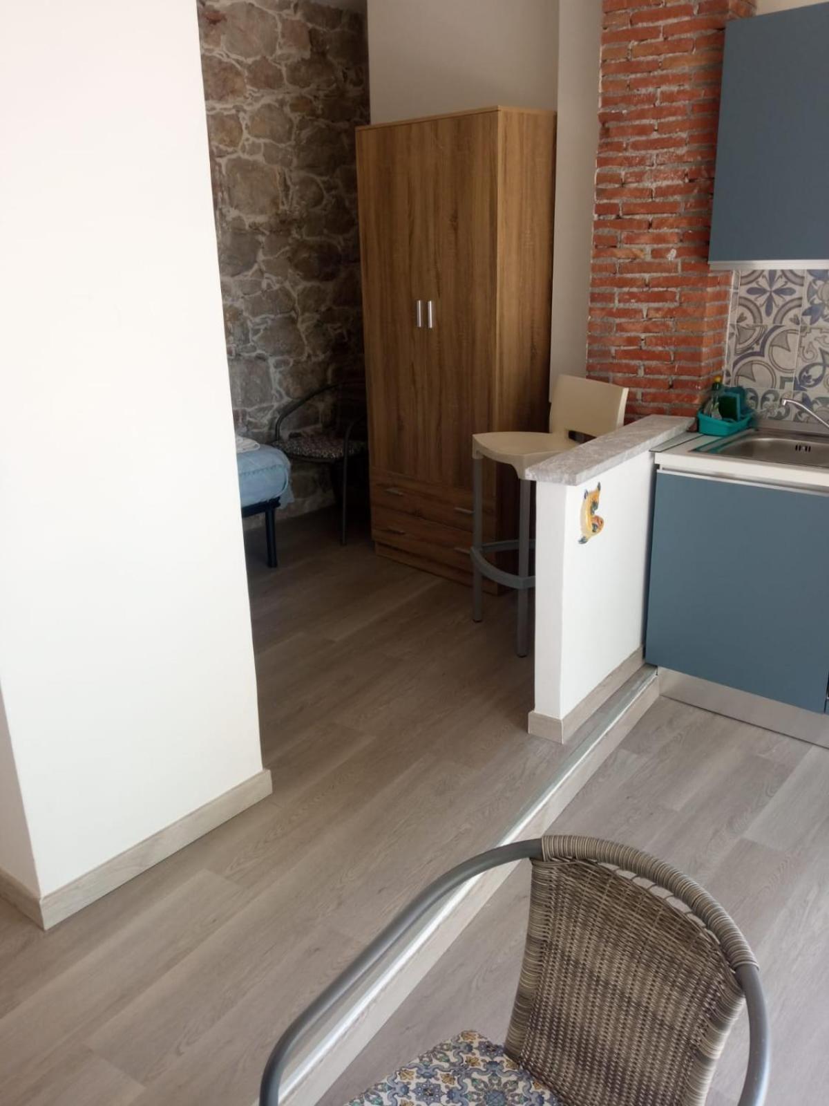 Standard Studio - Photo 23