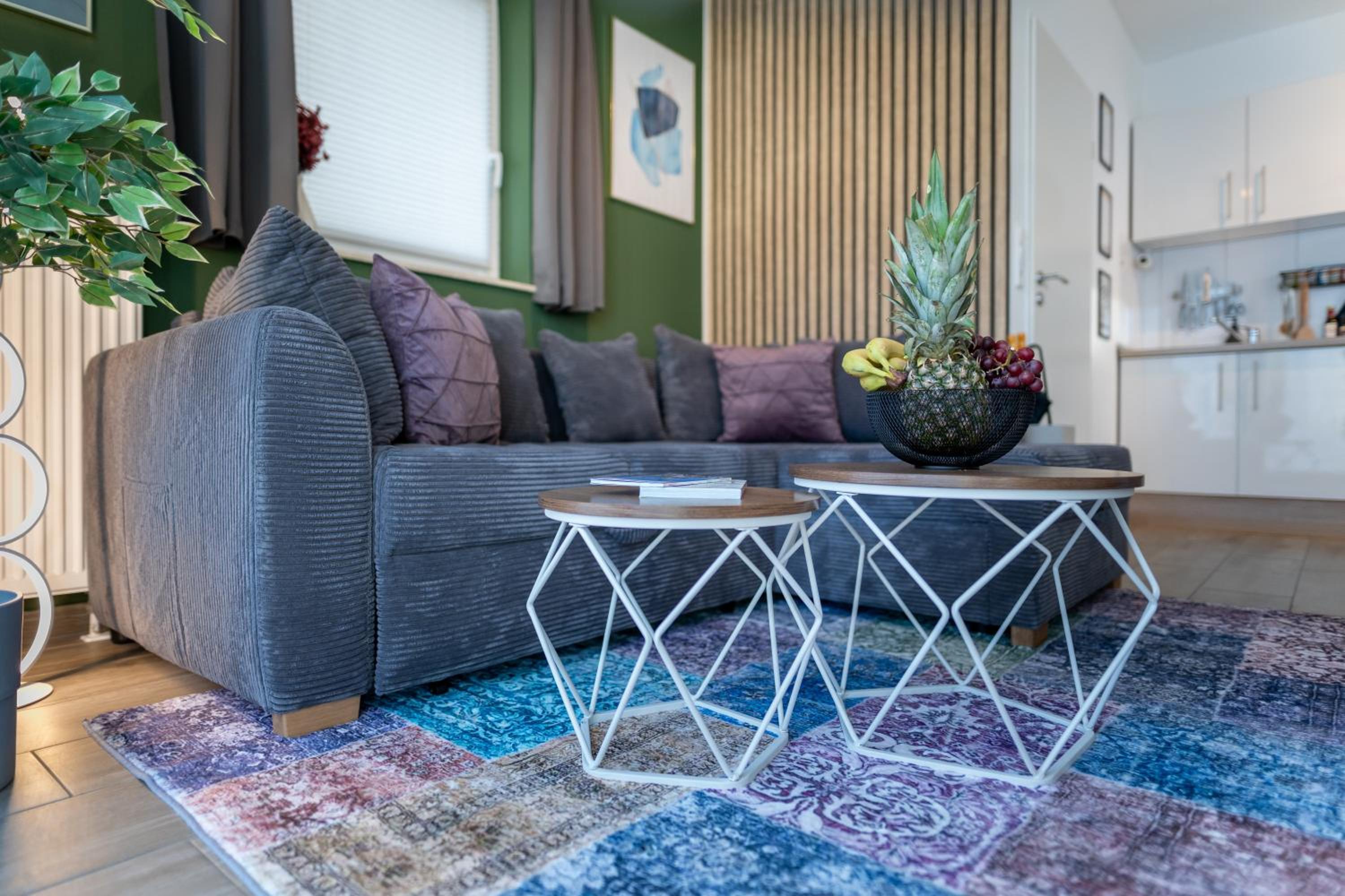 One-Bedroom Apartment with Terrace