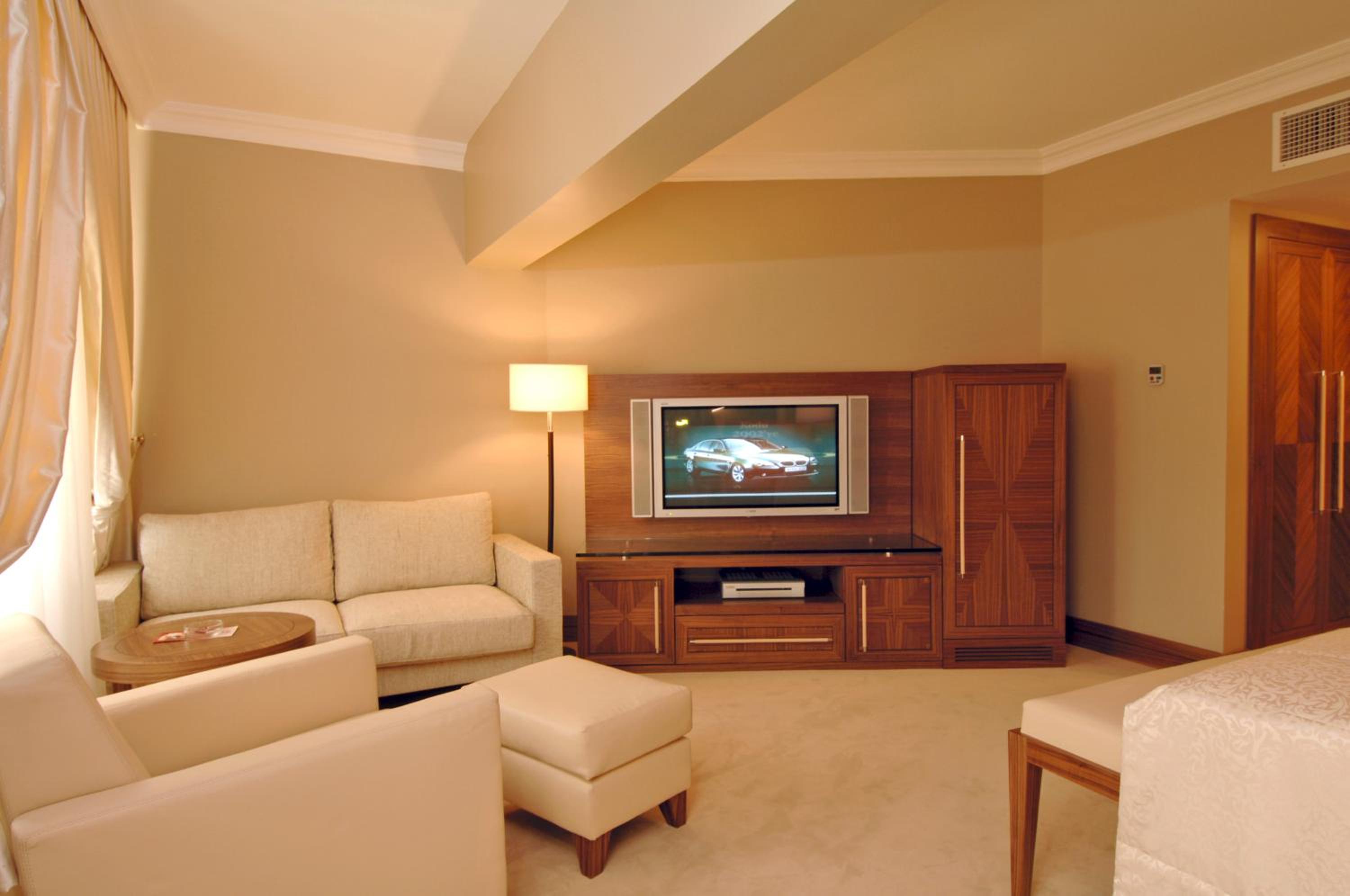 Queen Room with Spa Bath - Photo 3