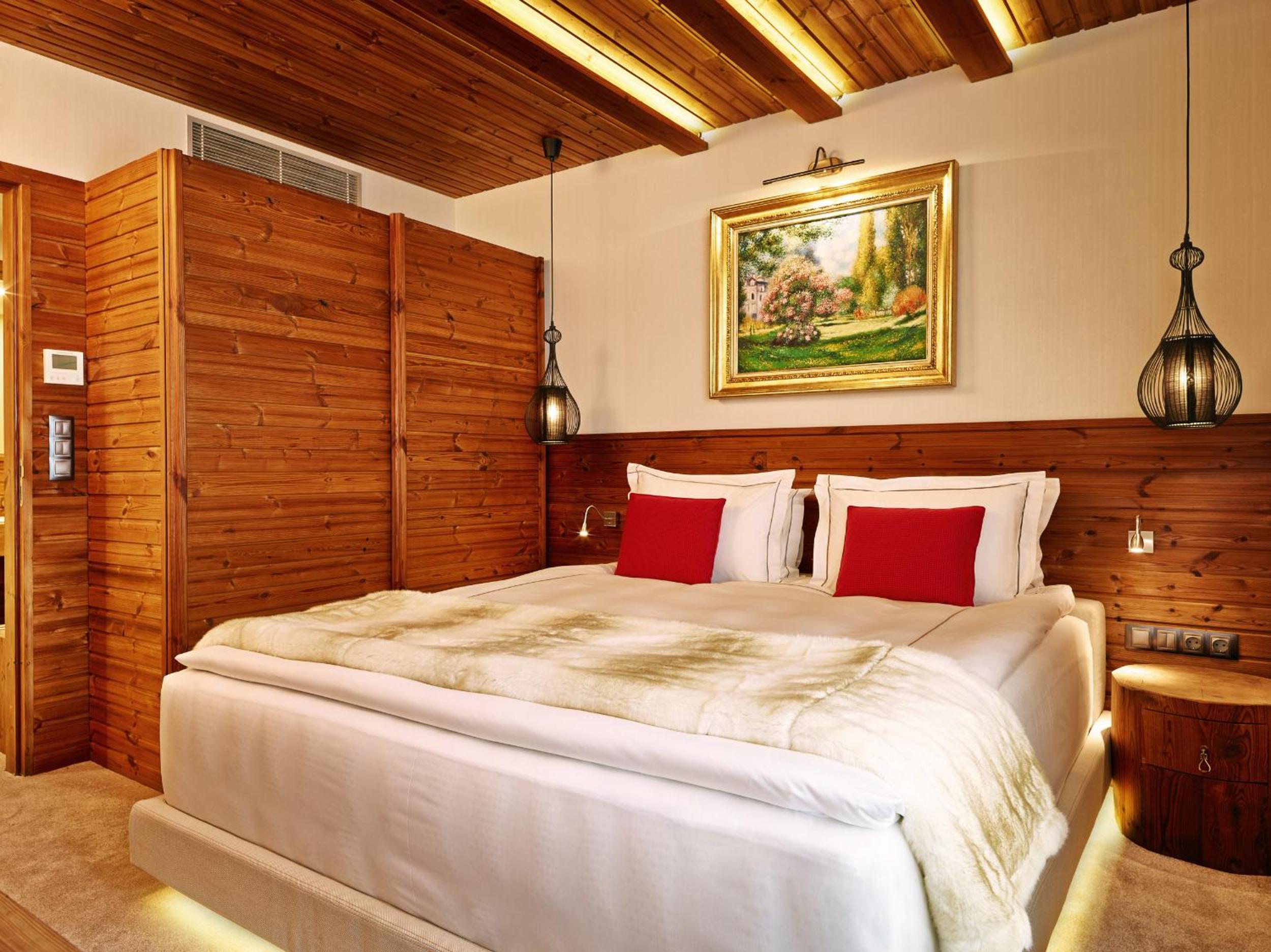 Presidential One-Bedroom Apartment (2 Adults + 2 Children) photo 2
