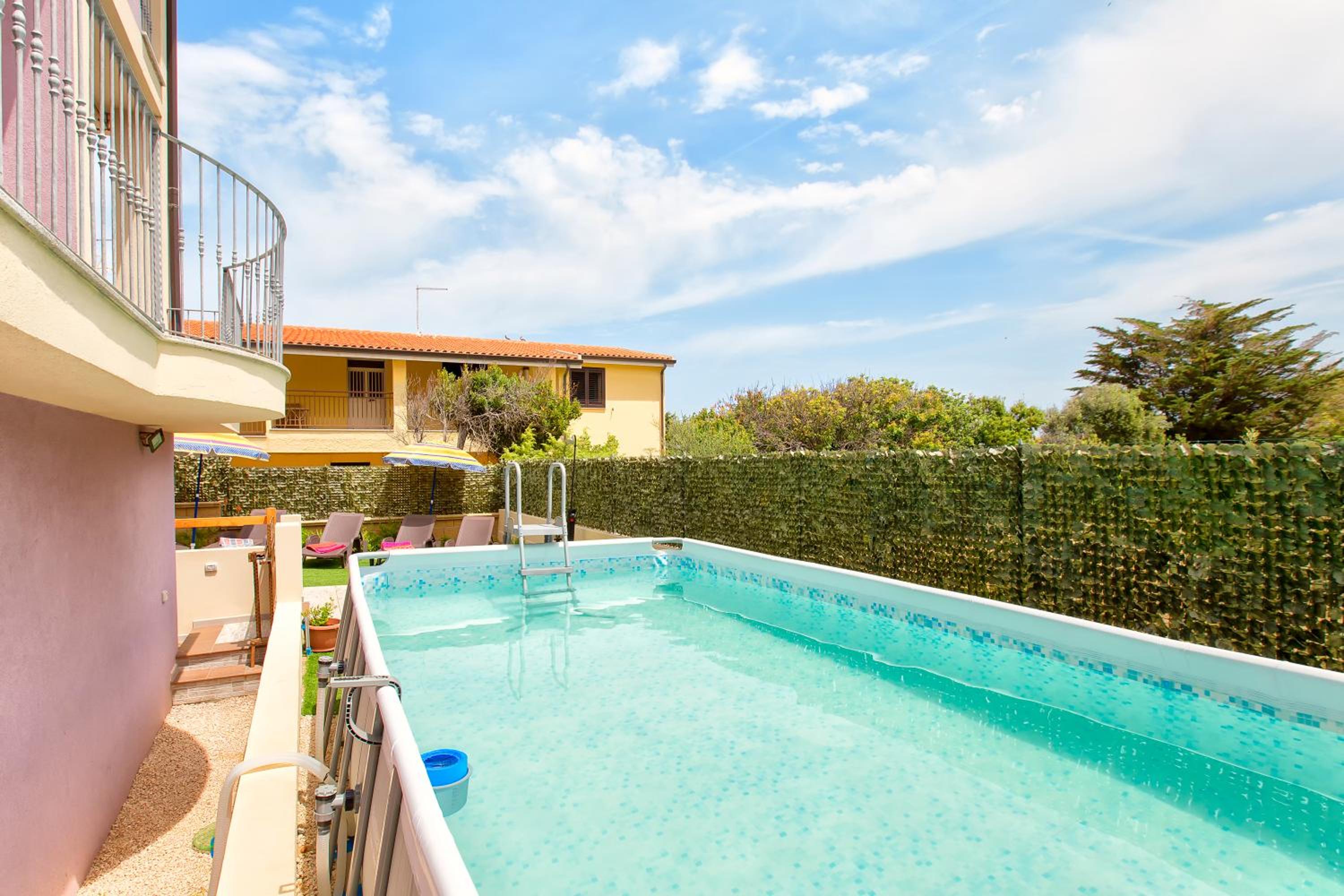 Villa photo 2