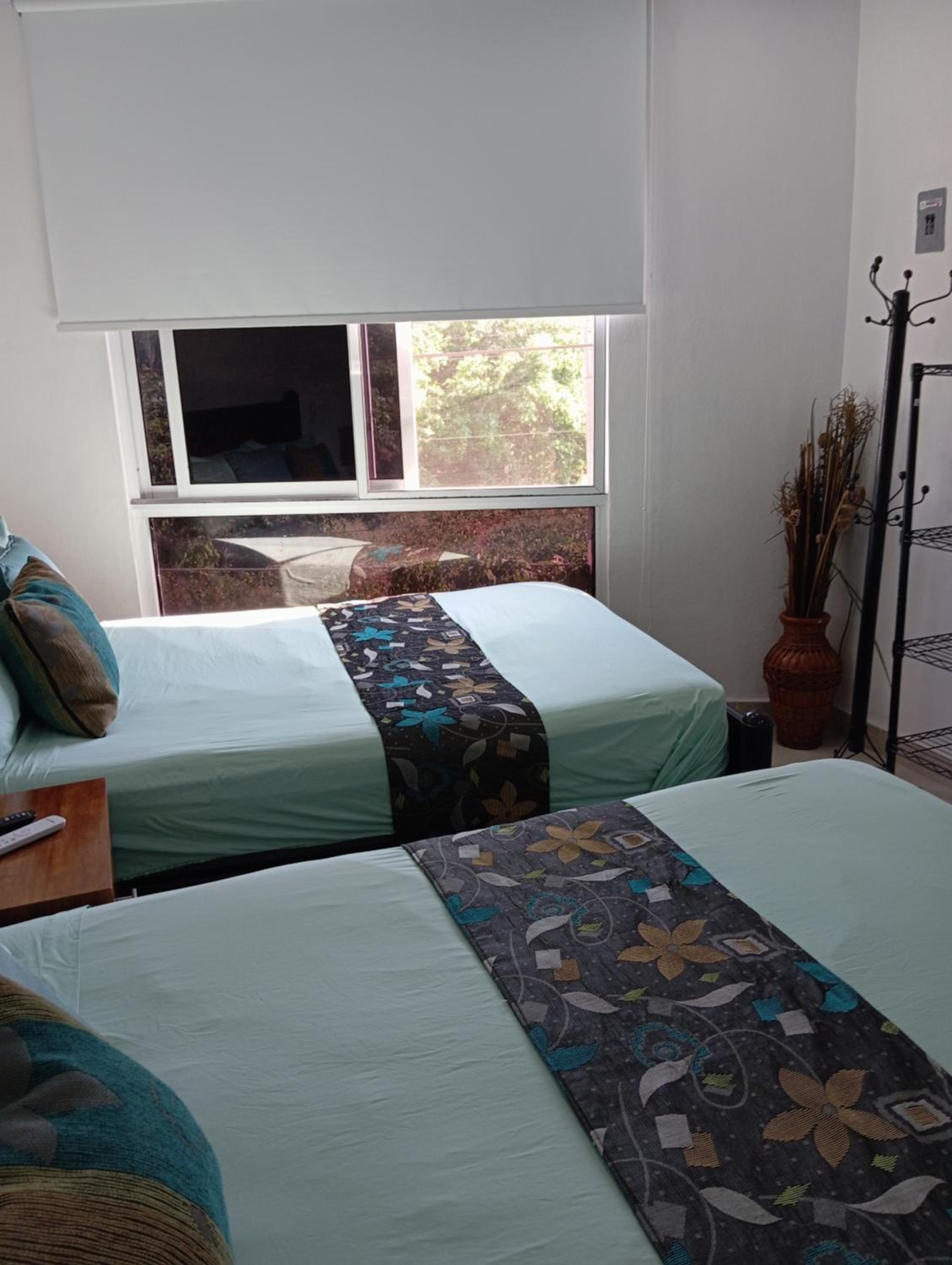 Double Room with Two Double Beds - Photo 3