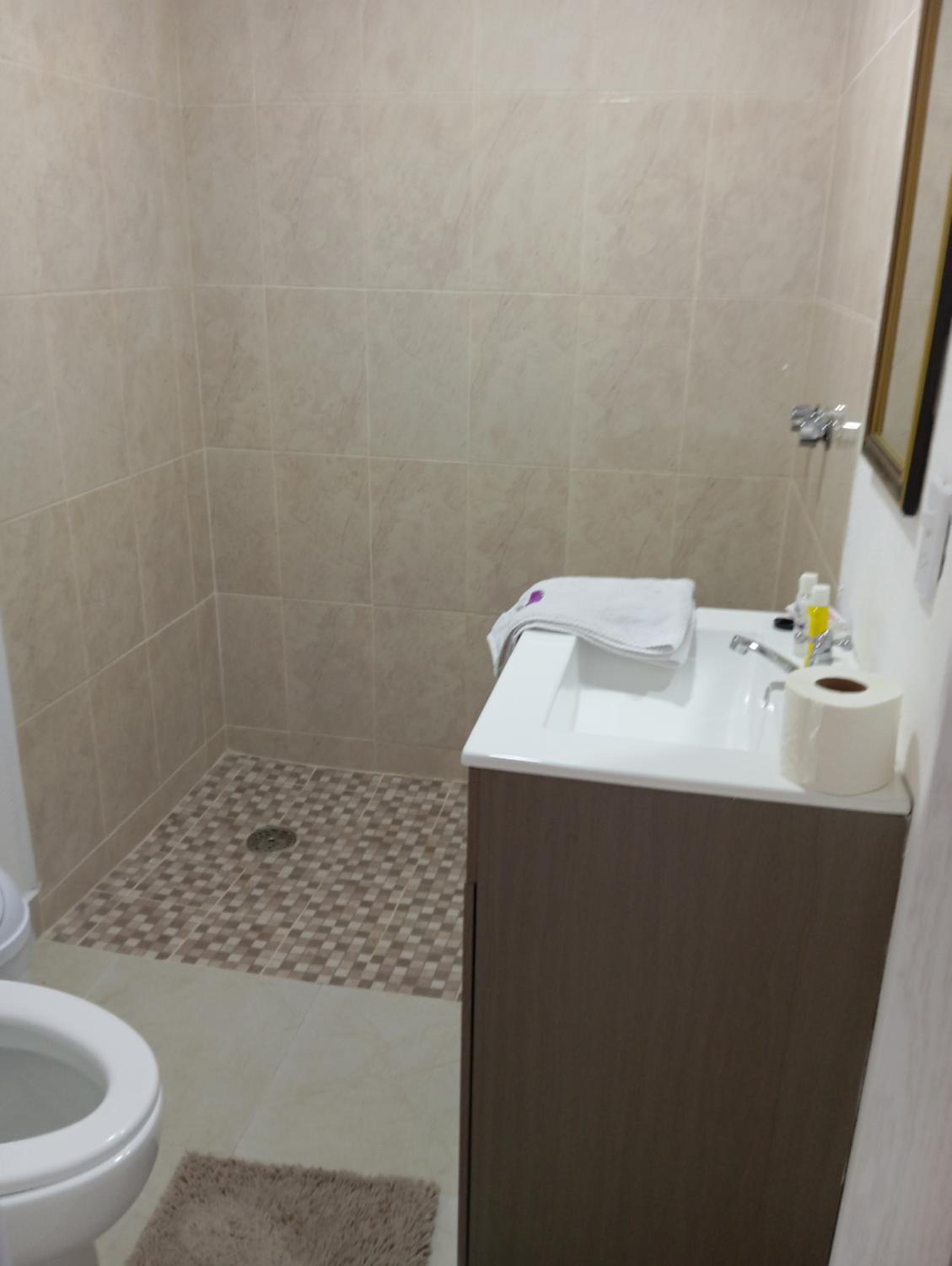 Double Room with Two Double Beds - Photo 4