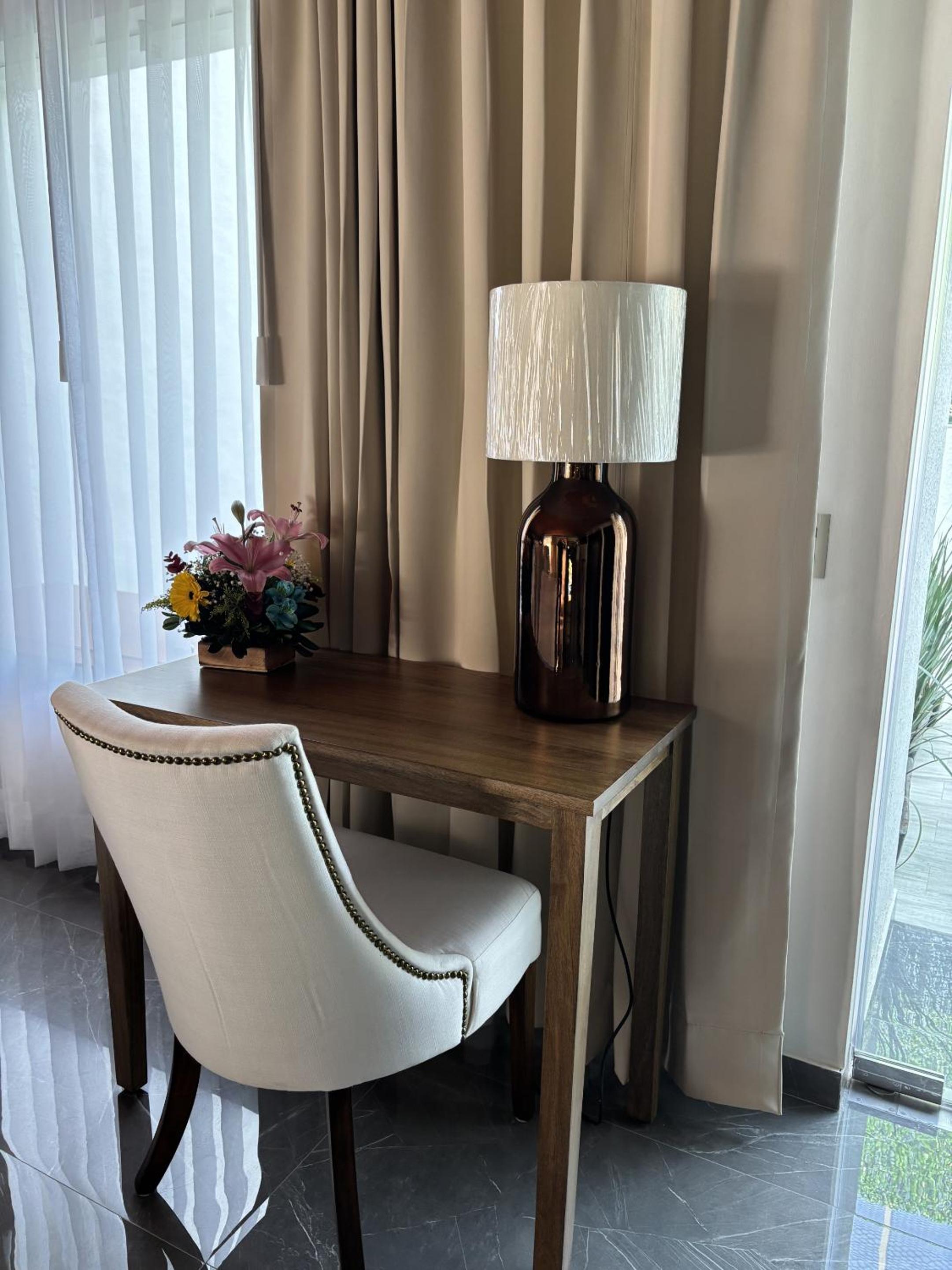 Superior King Room