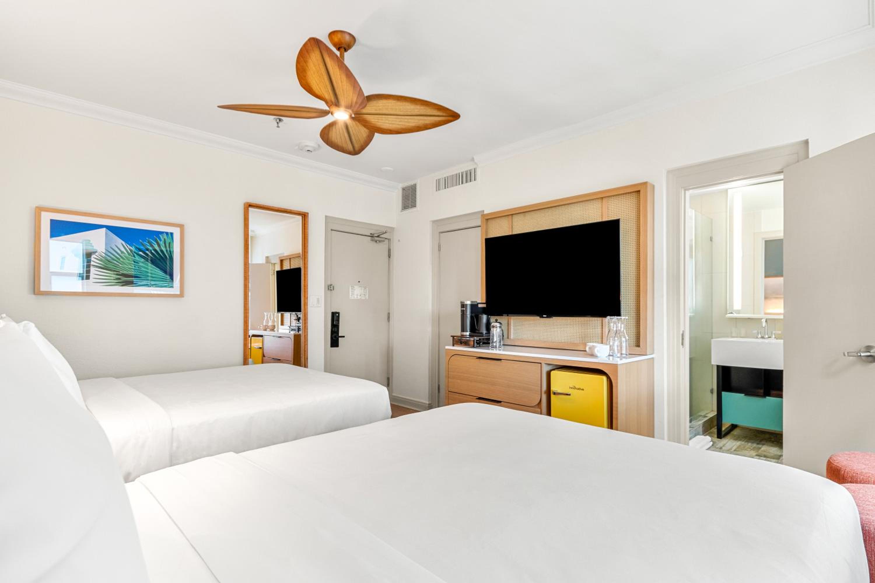 Standard Double Suite - Photo 5