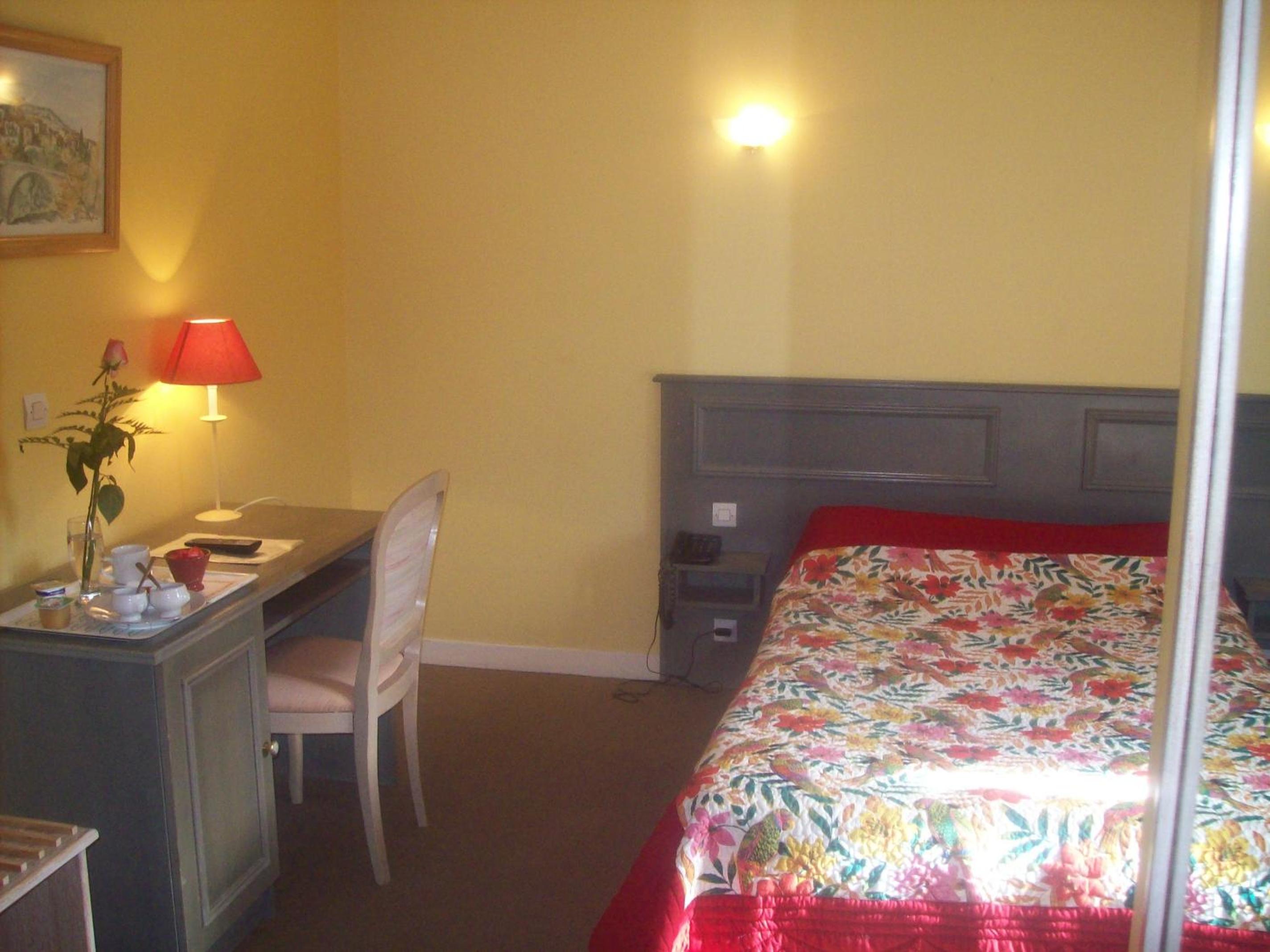 Double Room - Photo 4