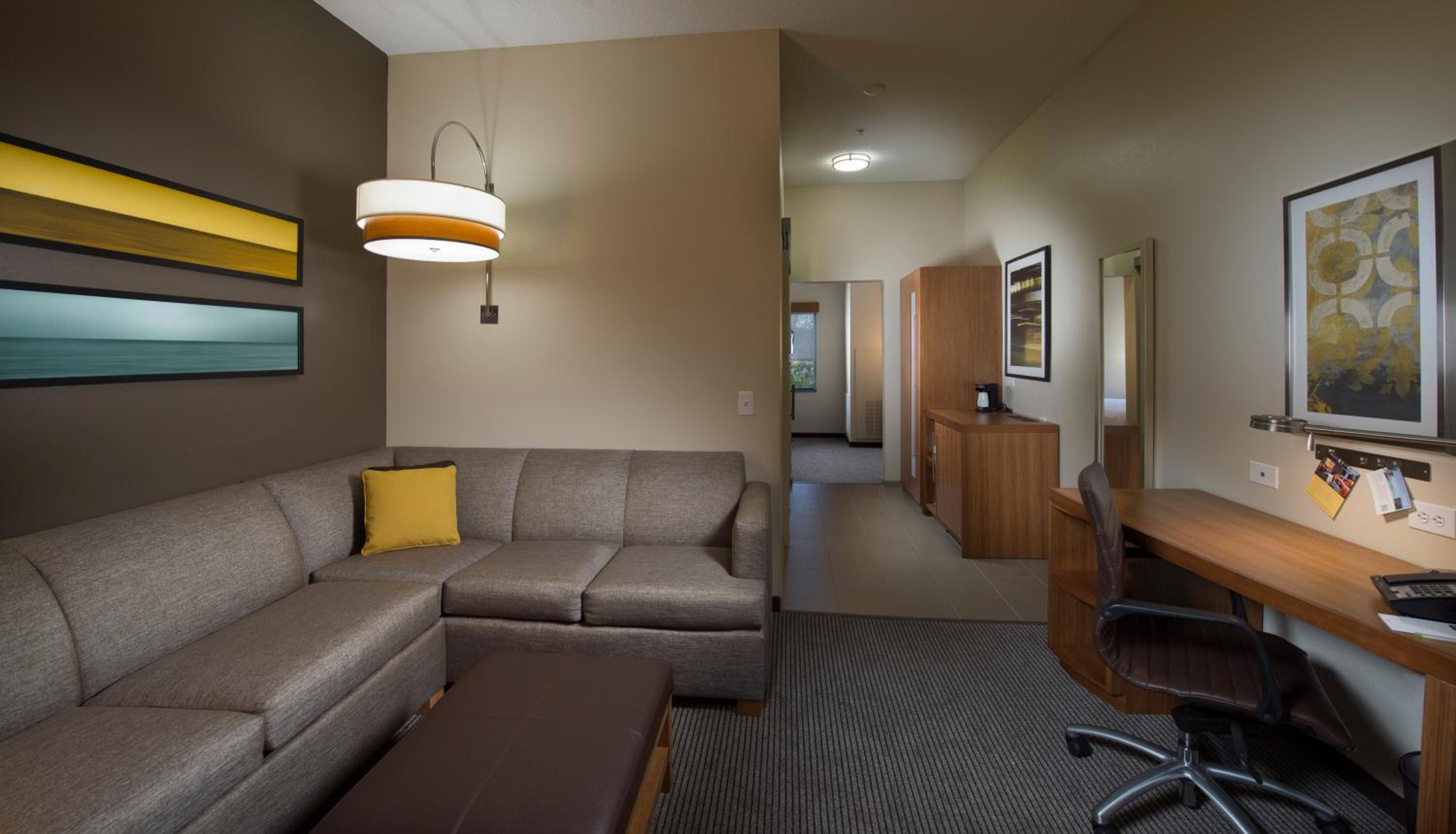 King Room with Sofa Bed - High Floor - Photo 3