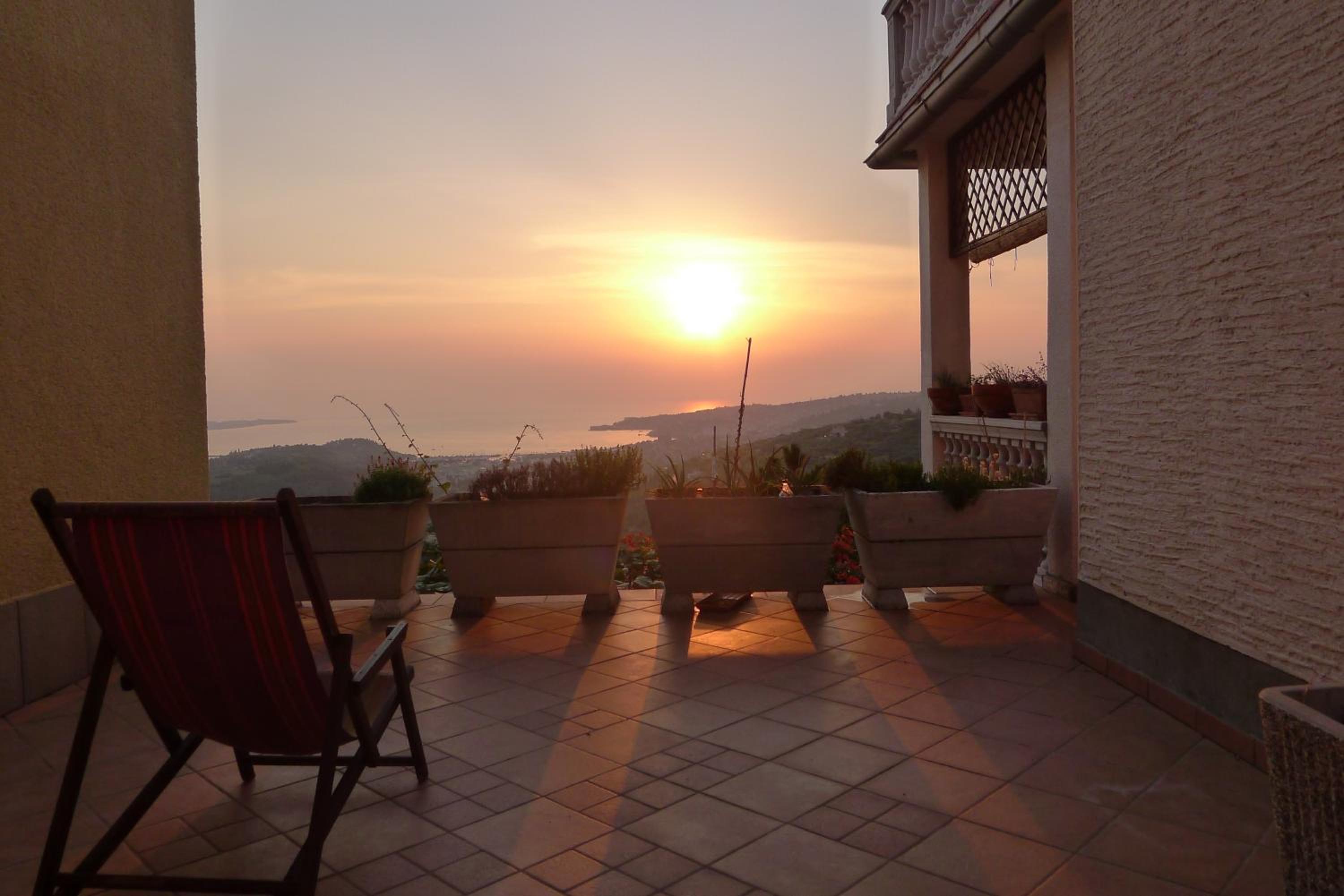 Two-Bedroom Apartment with Sea View photo 3