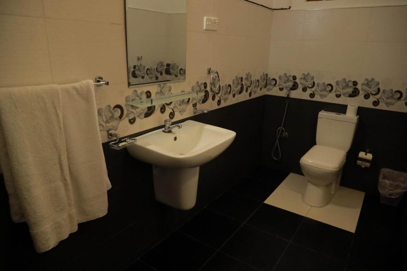 King Room with Lake View photo 1