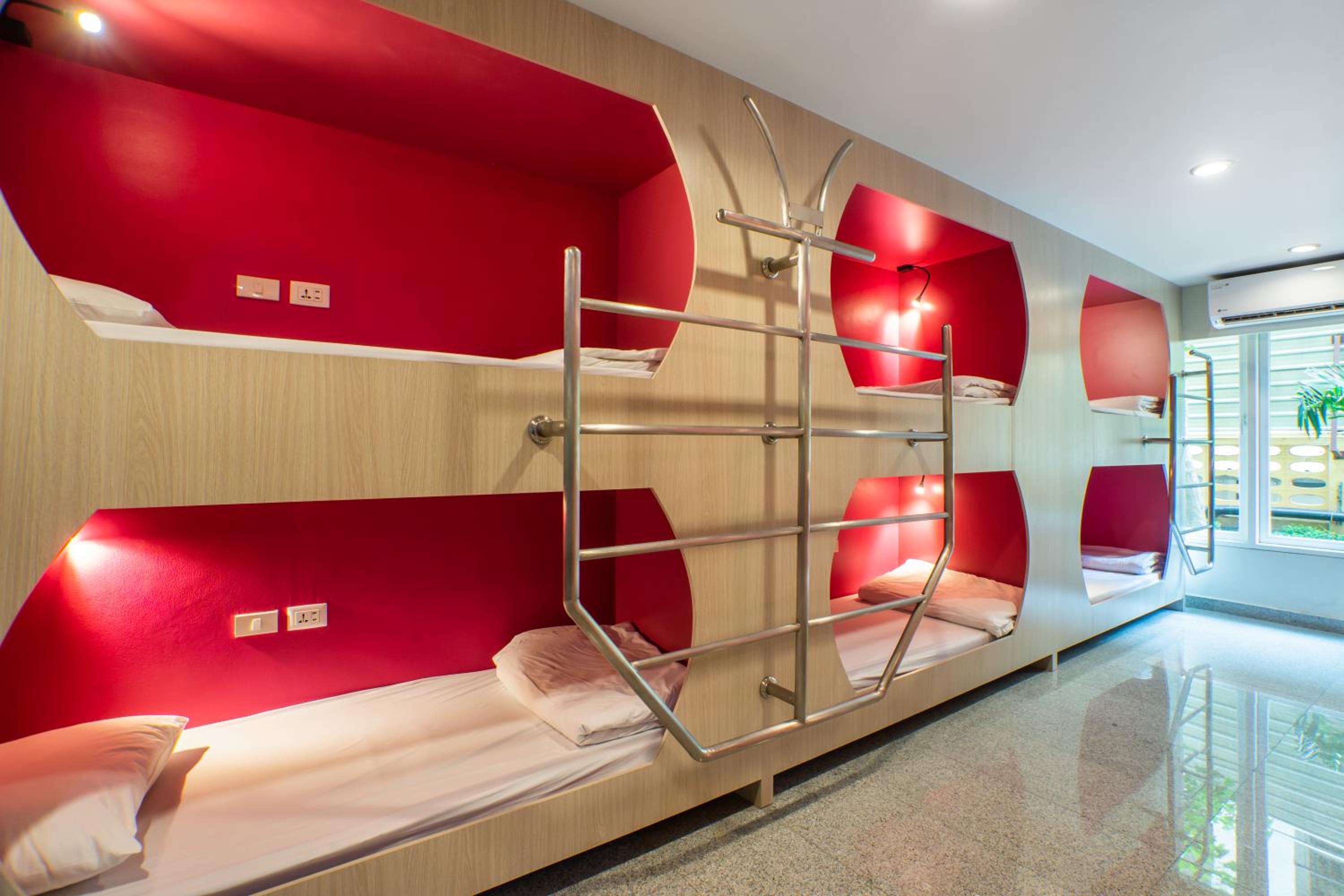 Bed in 10-Bed Mixed Dormitory Room