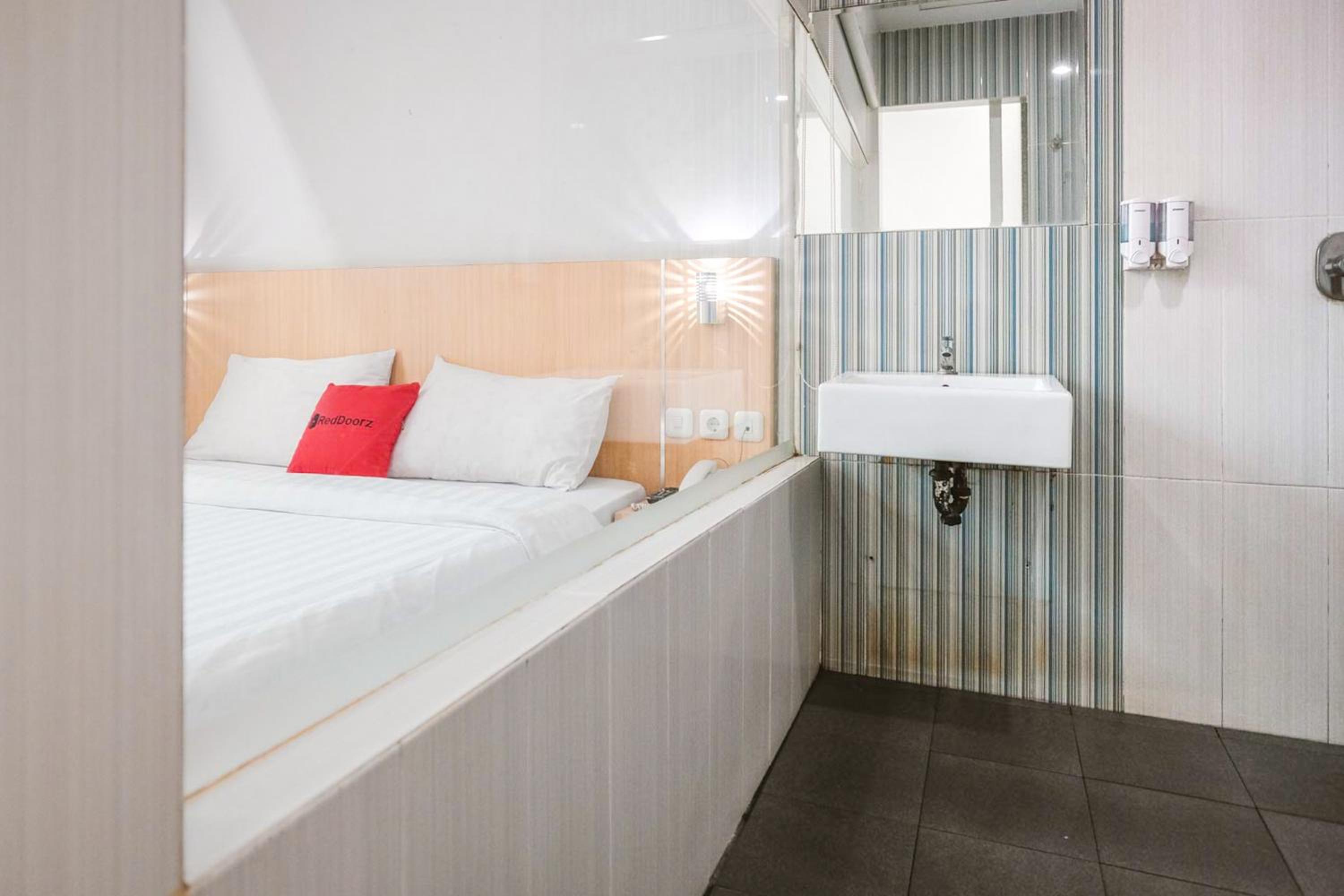Deluxe Double Room - Photo 6