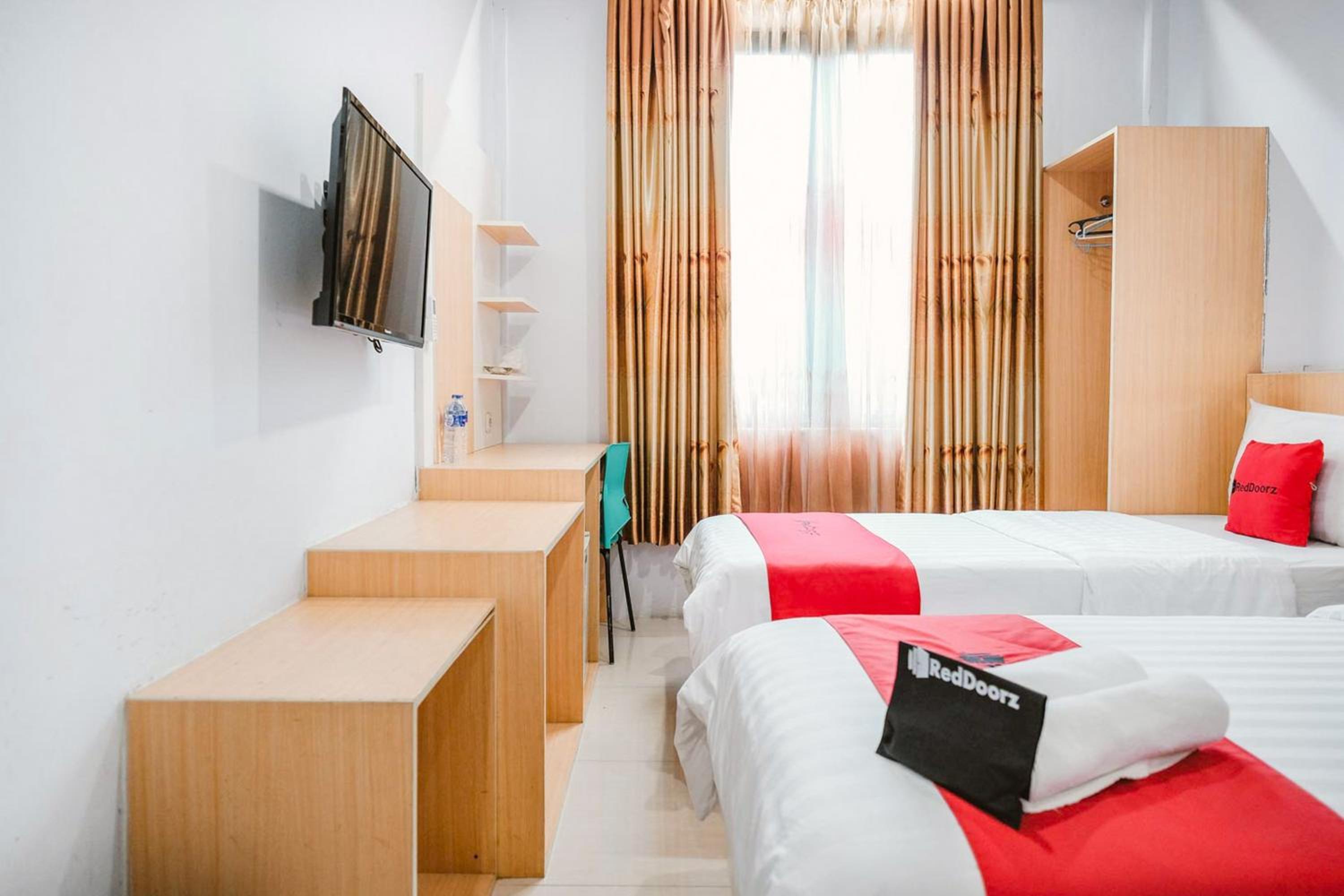 Deluxe Twin Room - Photo 3