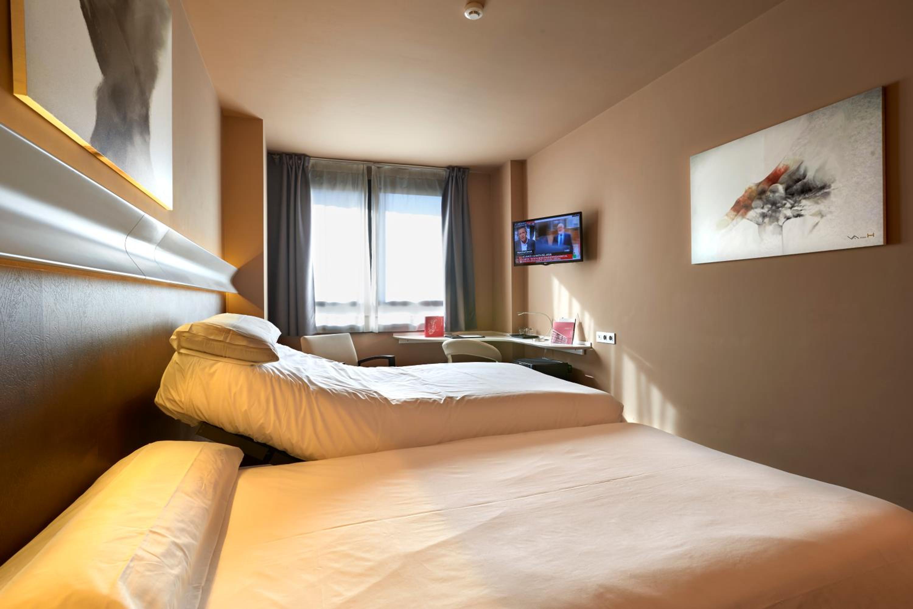 Executive Double or Twin Room - Photo 6