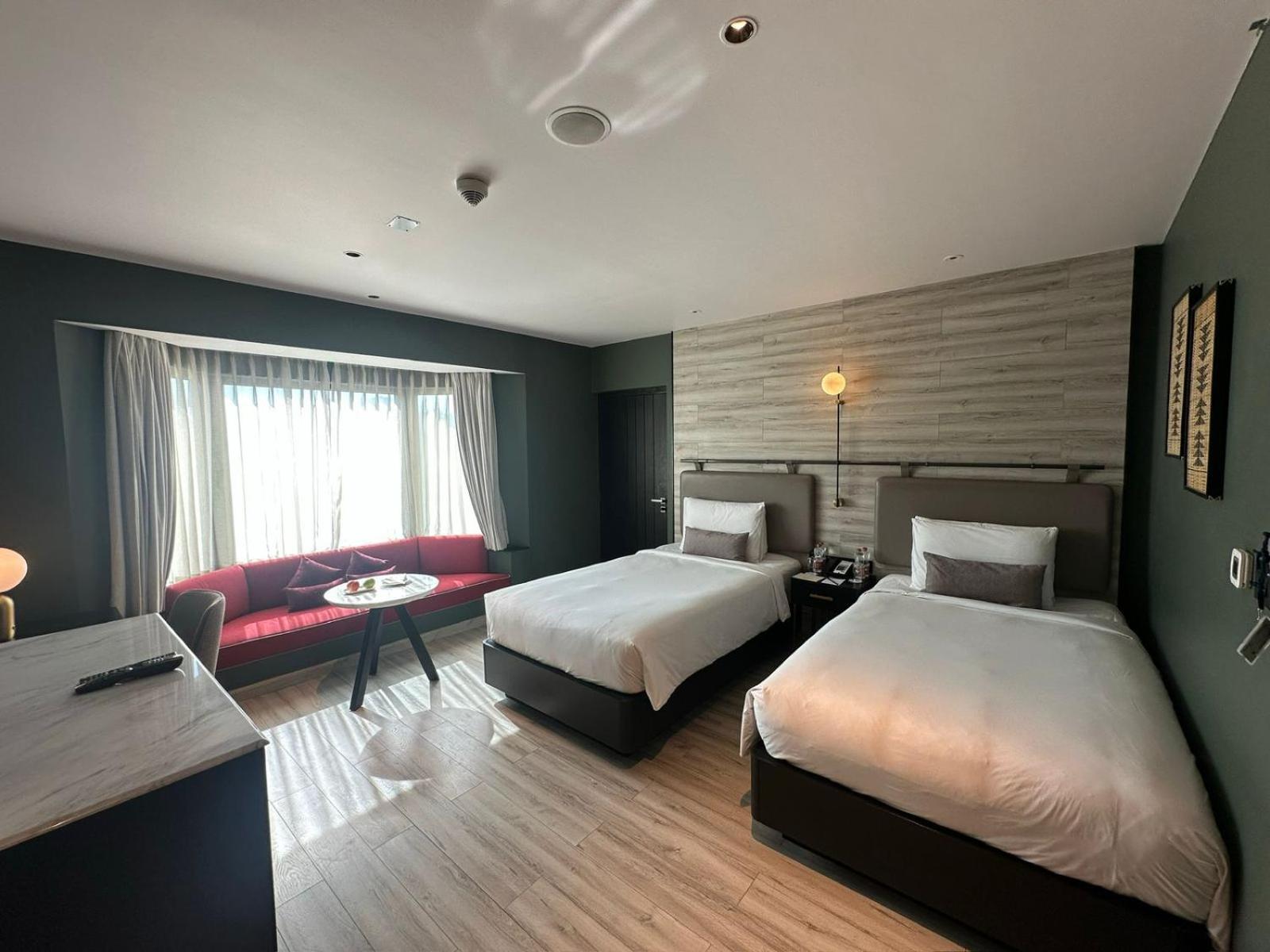 Twin Room - Photo 3