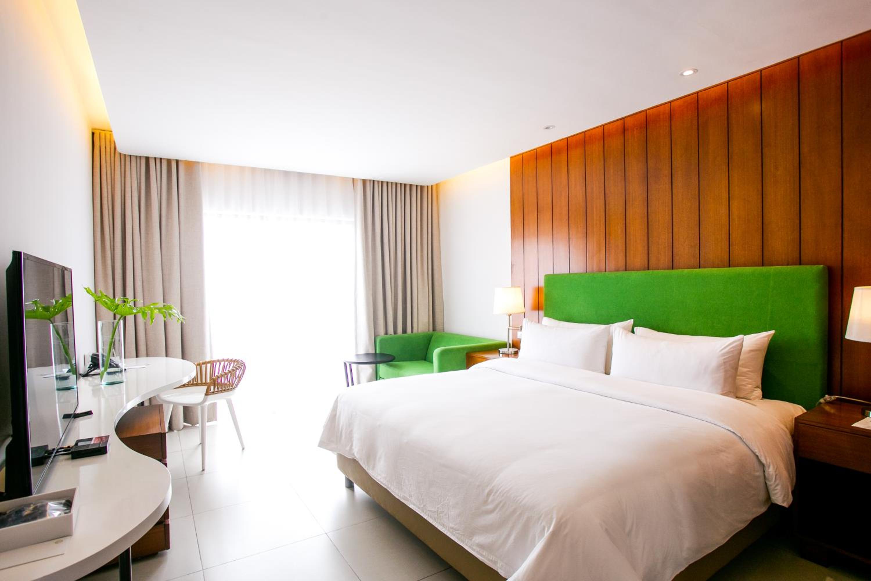 Single Premier Deluxe Room - King