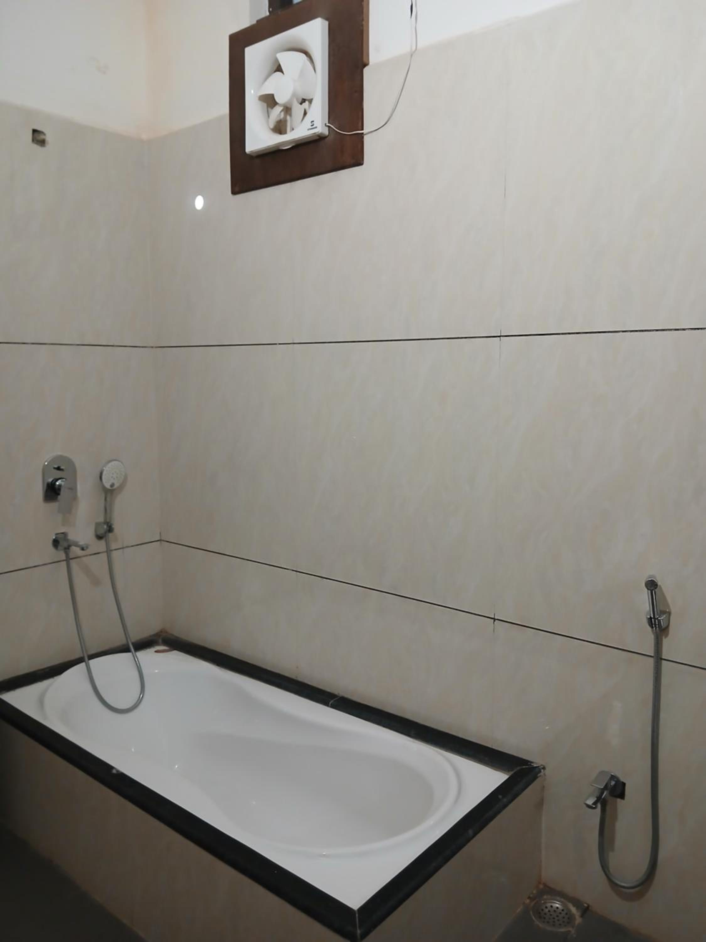 Superior King Room - Photo 3