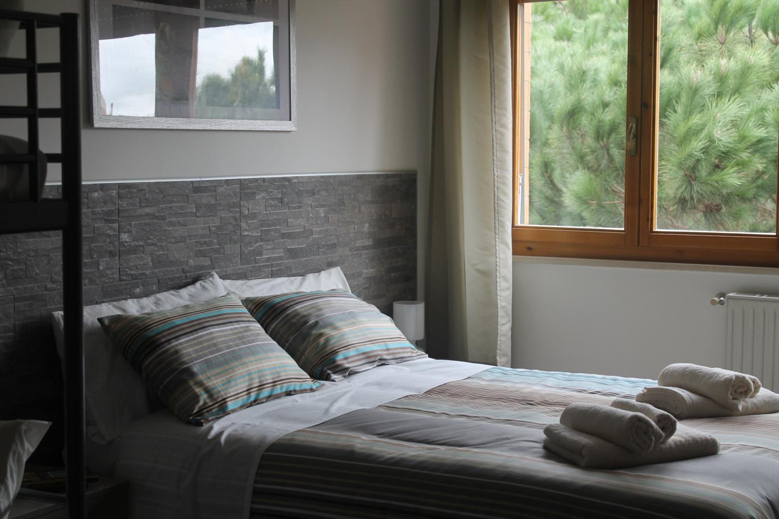 Quadruple Room with Private Bathroom