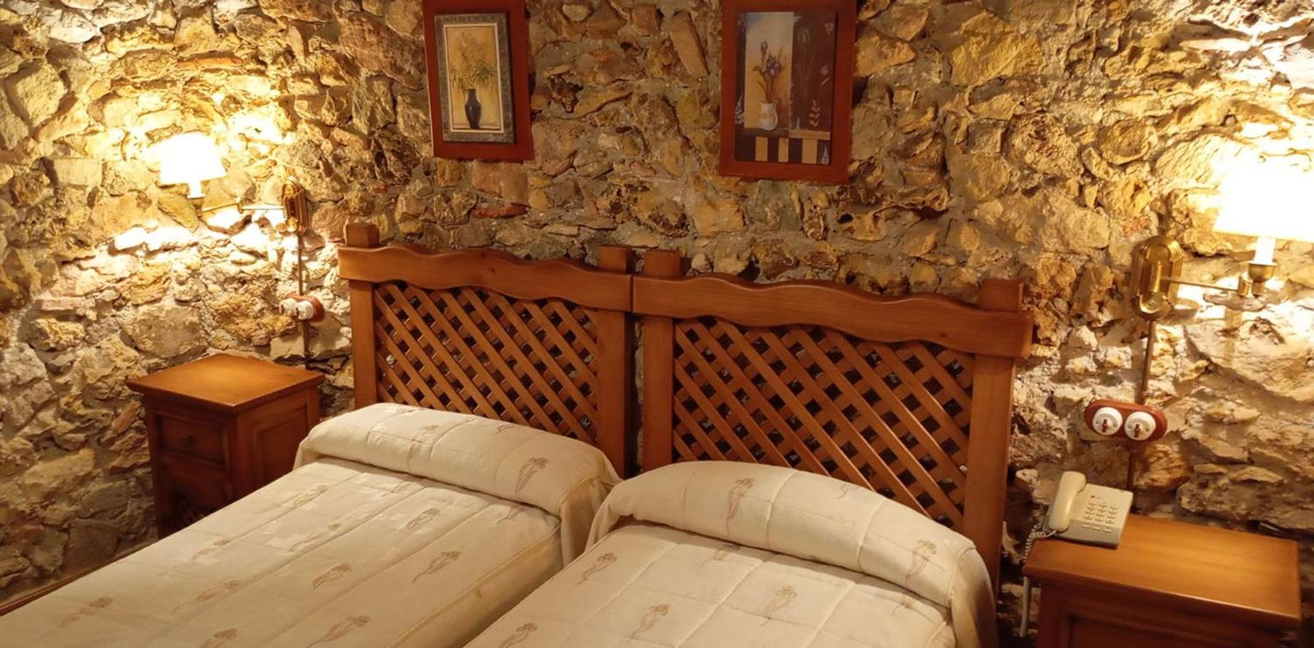 Habitación Doble con Baño Privado