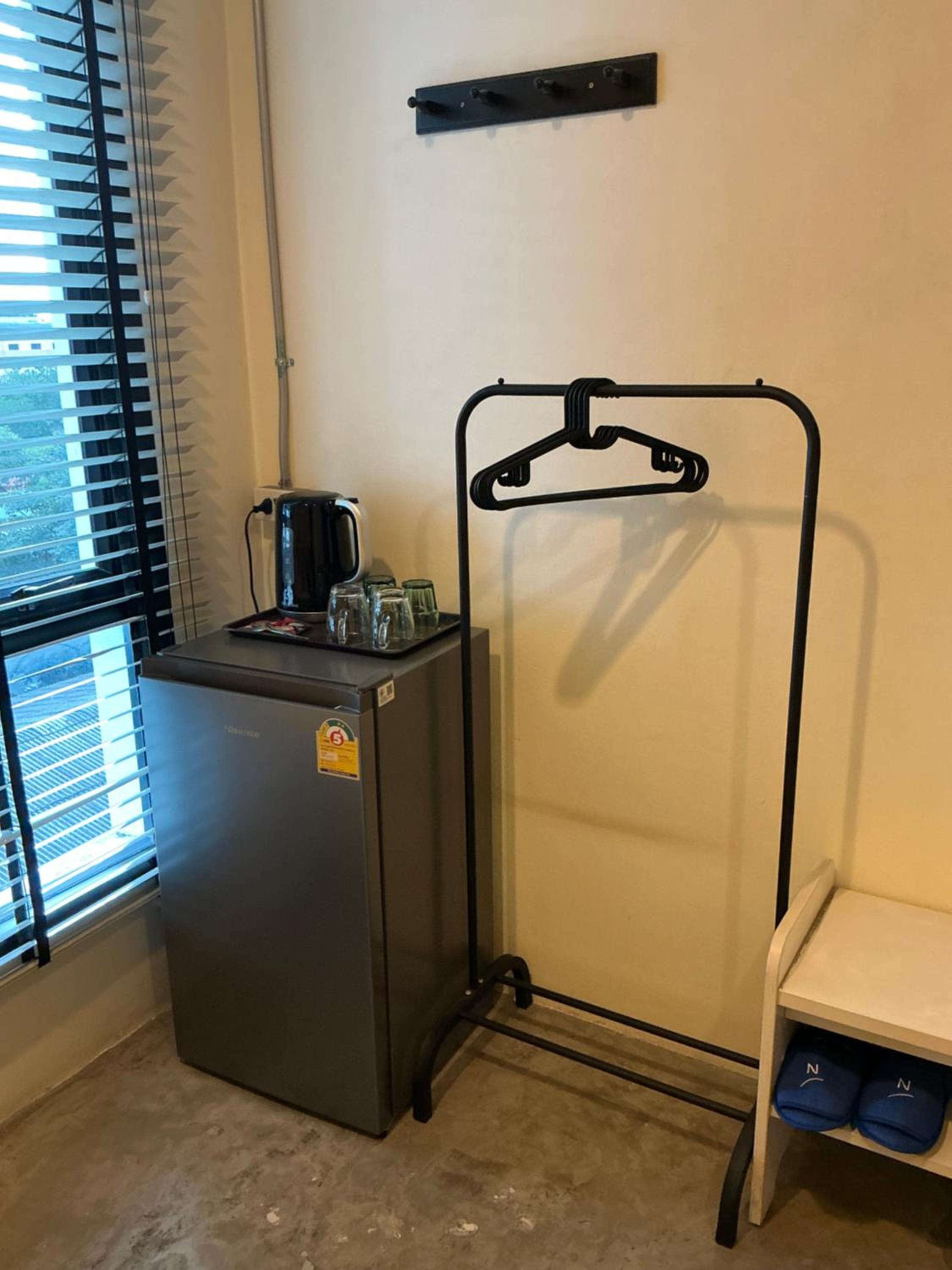 Twin Room with Private External Bathroom photo 2