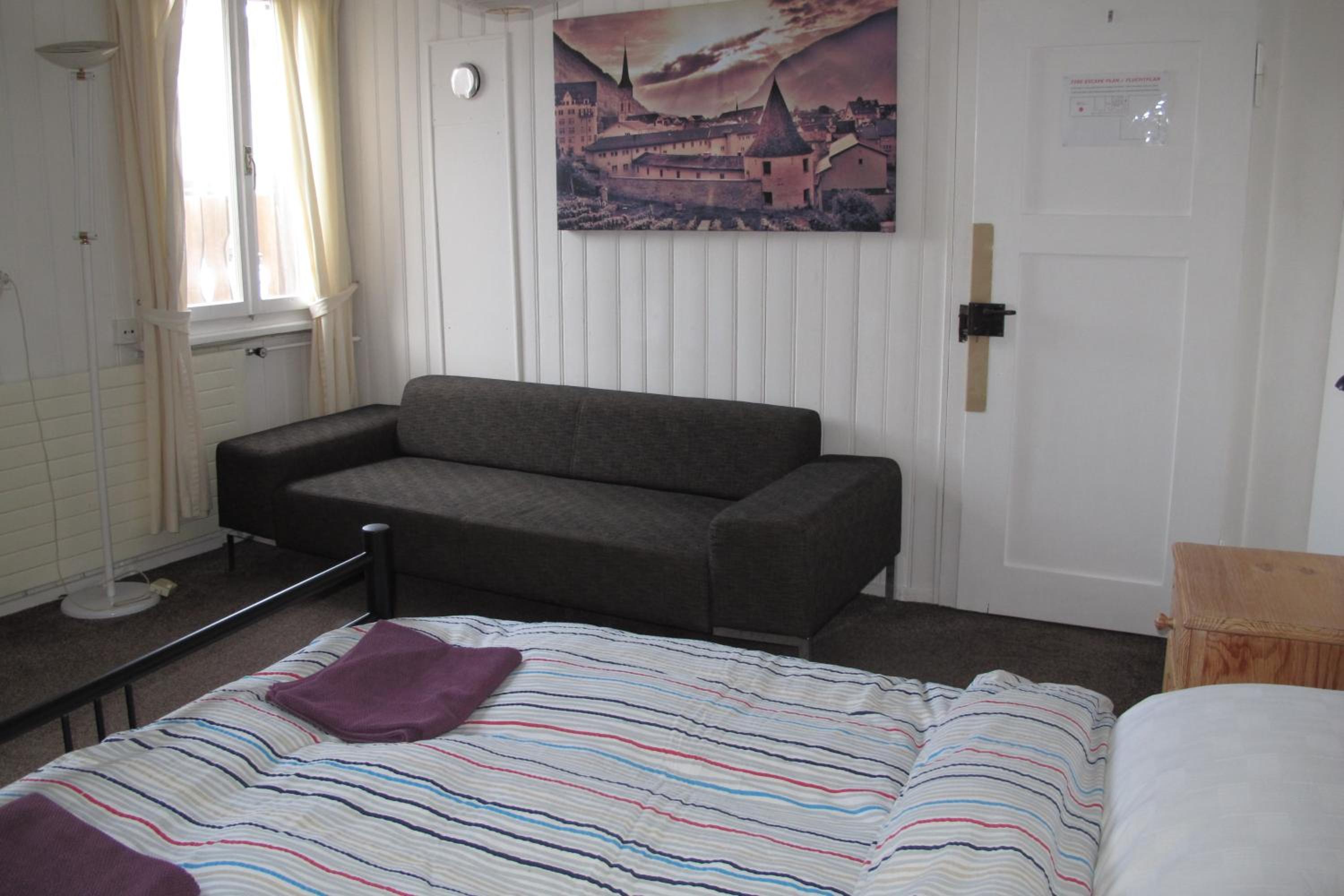 Triple Room with Private Bathroom photo 1