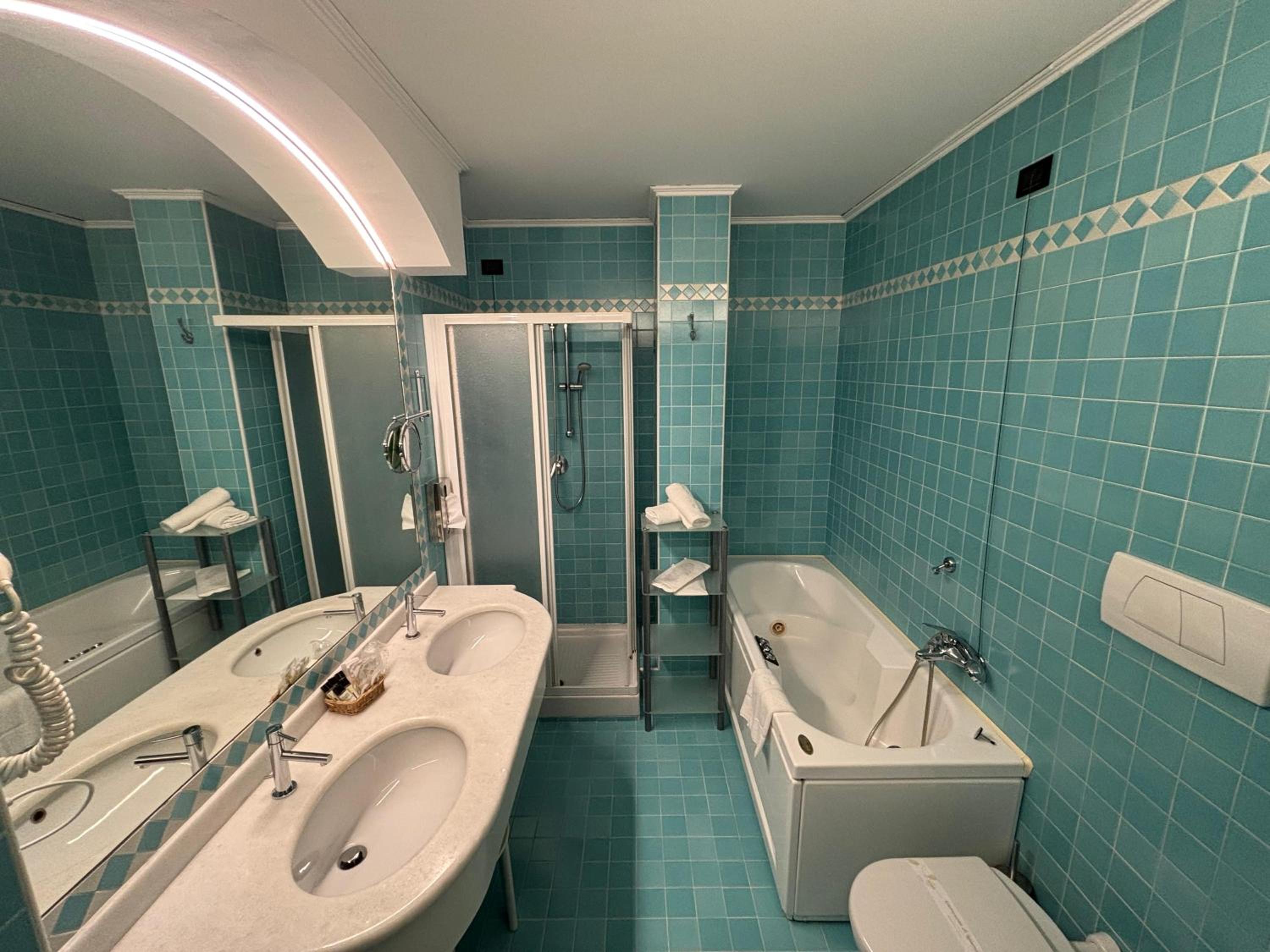 Junior Suite - Photo 1
