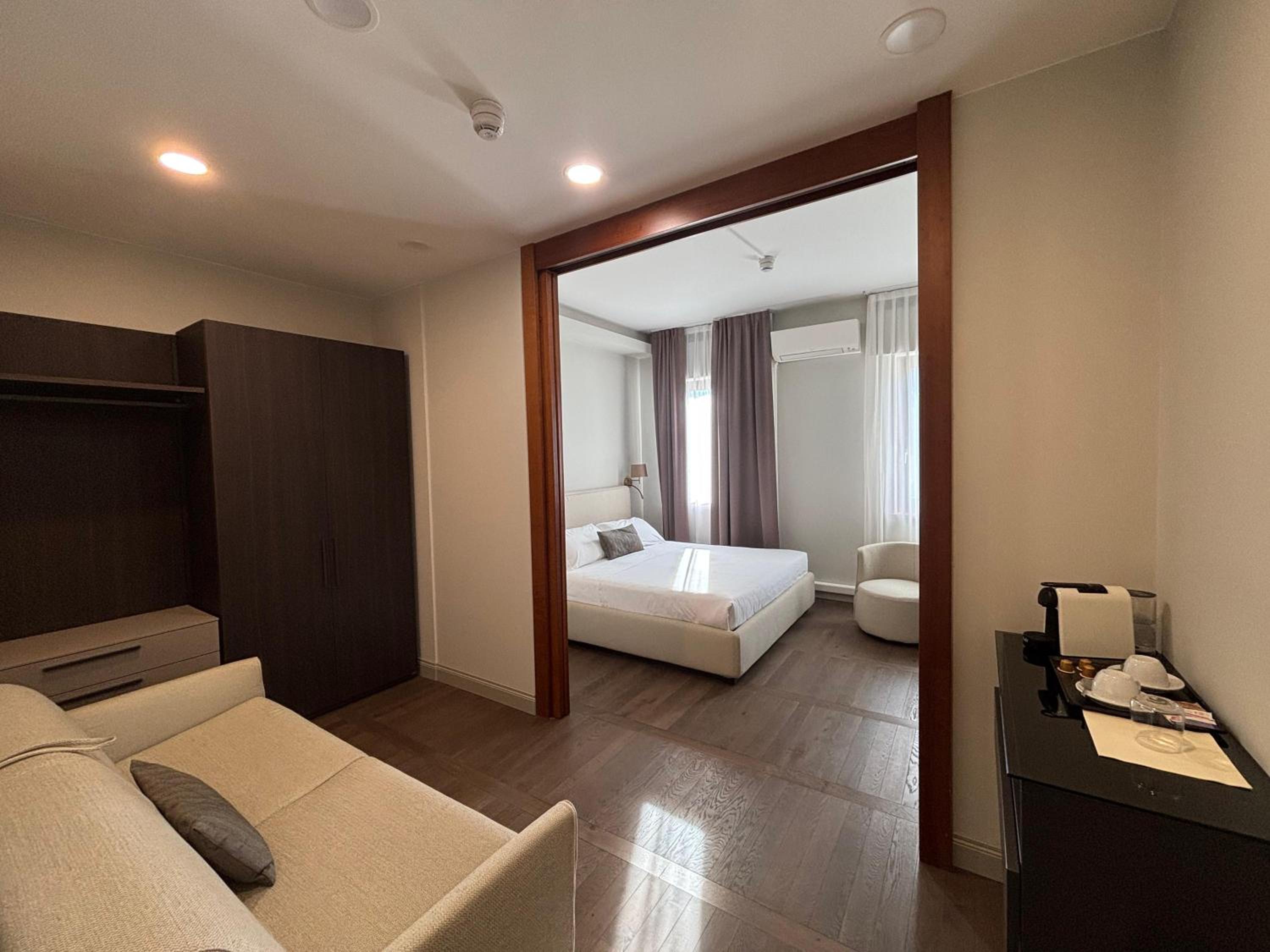 Junior Suite - Photo 2