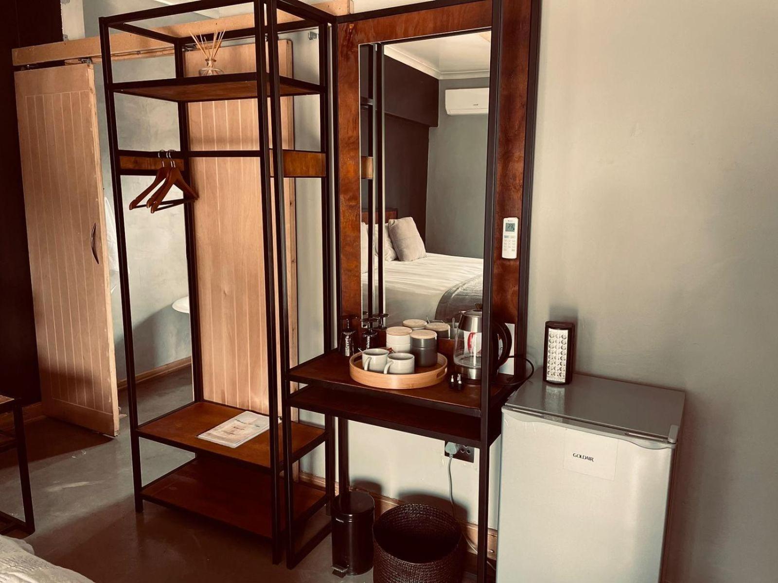 Luxury King Room - Photo 1