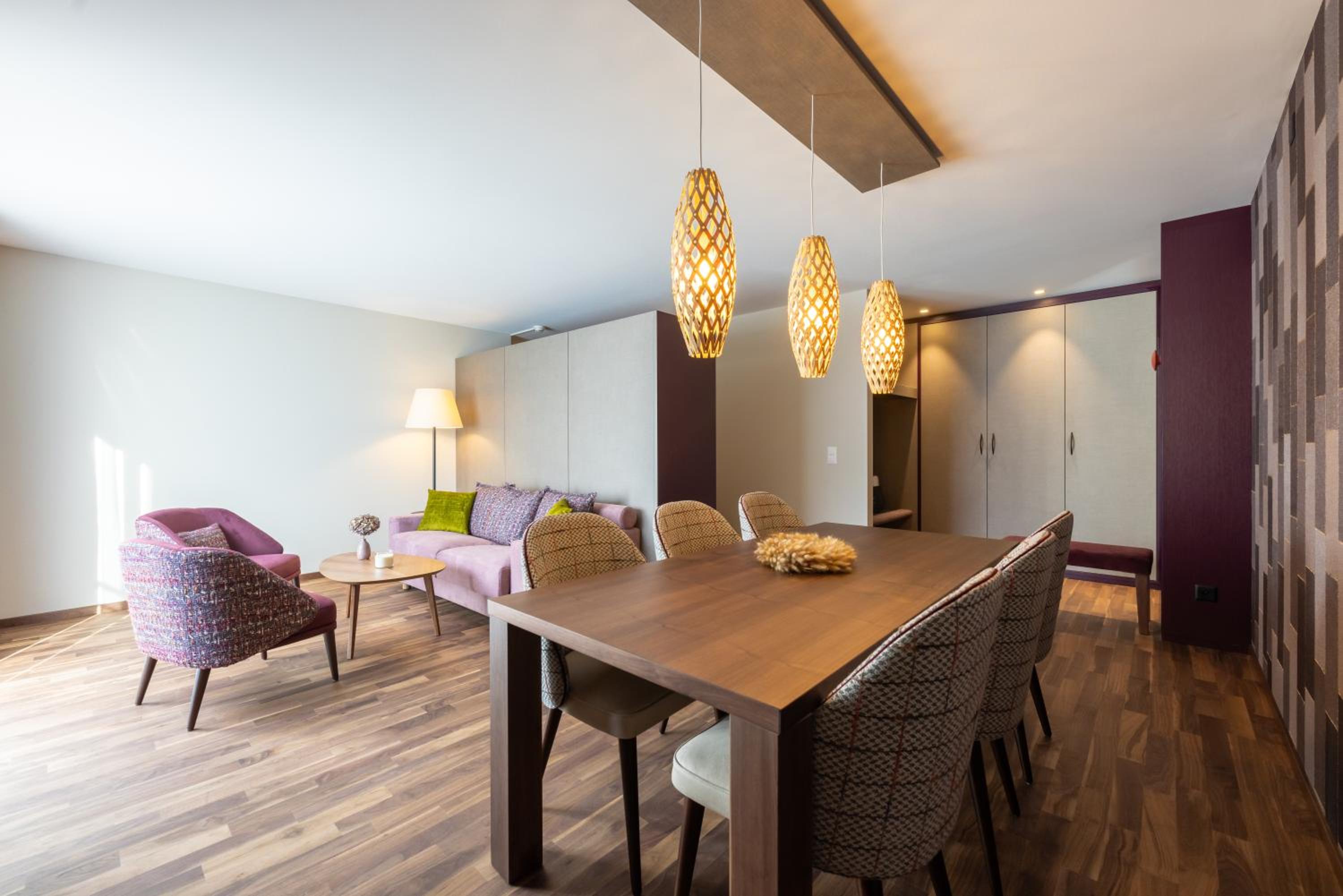 Deluxe Family Suite